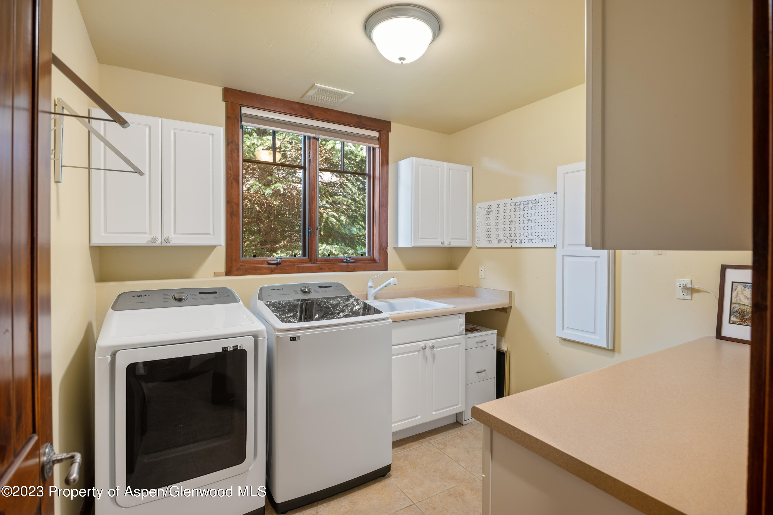 3862 CRYSTAL BRIDGE Drive