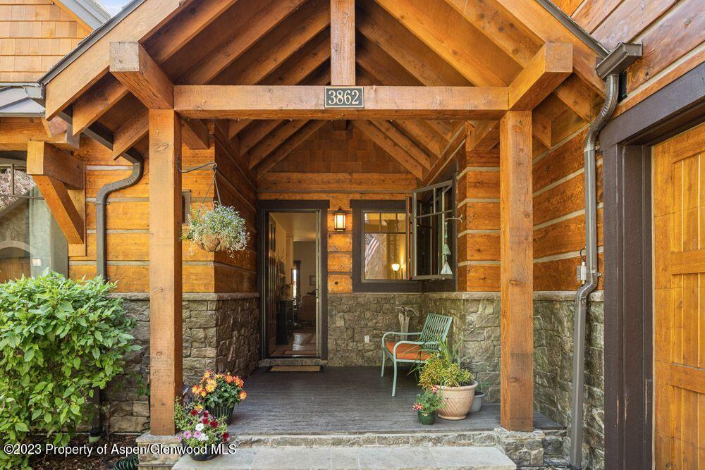 3862 CRYSTAL BRIDGE Drive