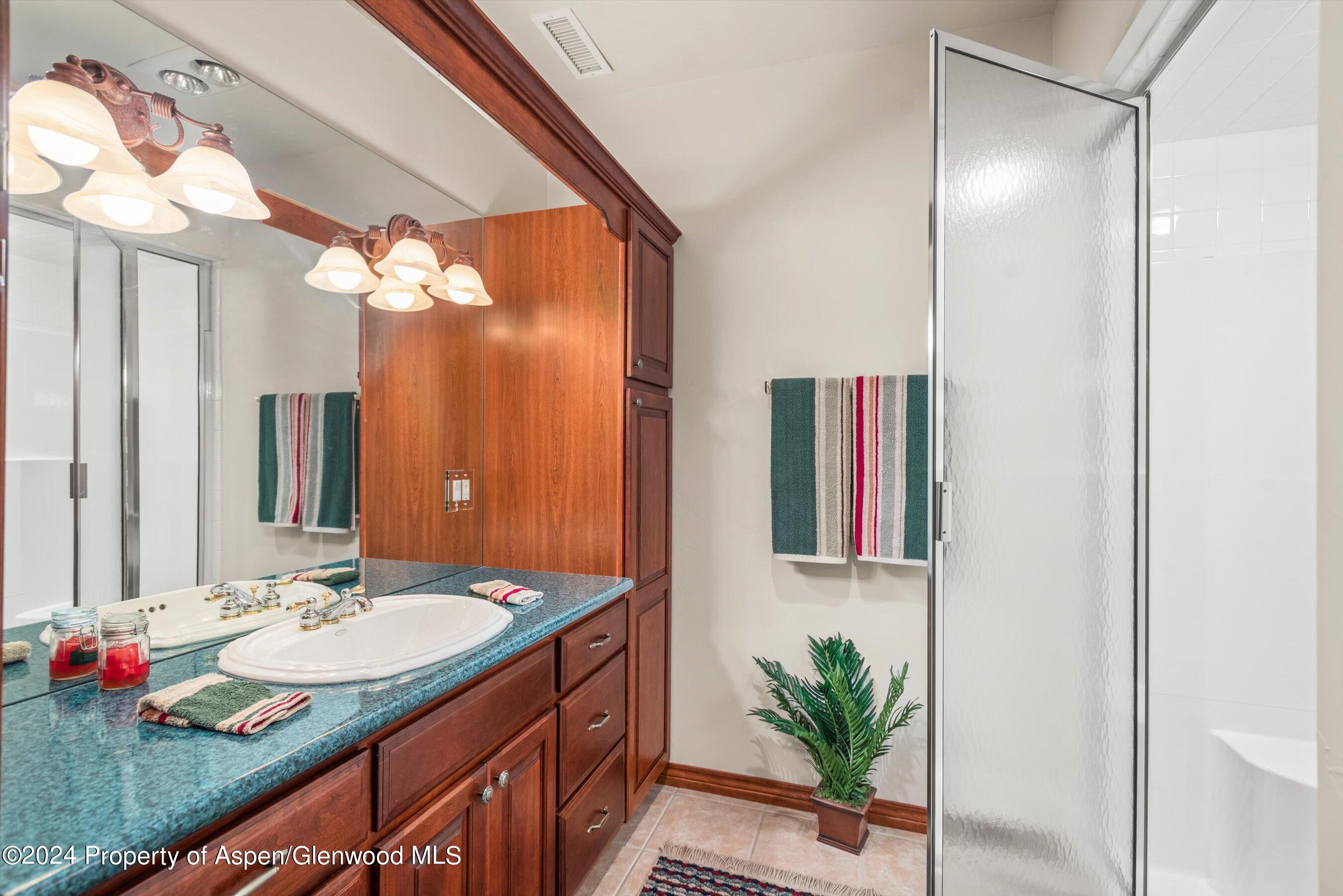 122 Crystal Canyon Drive