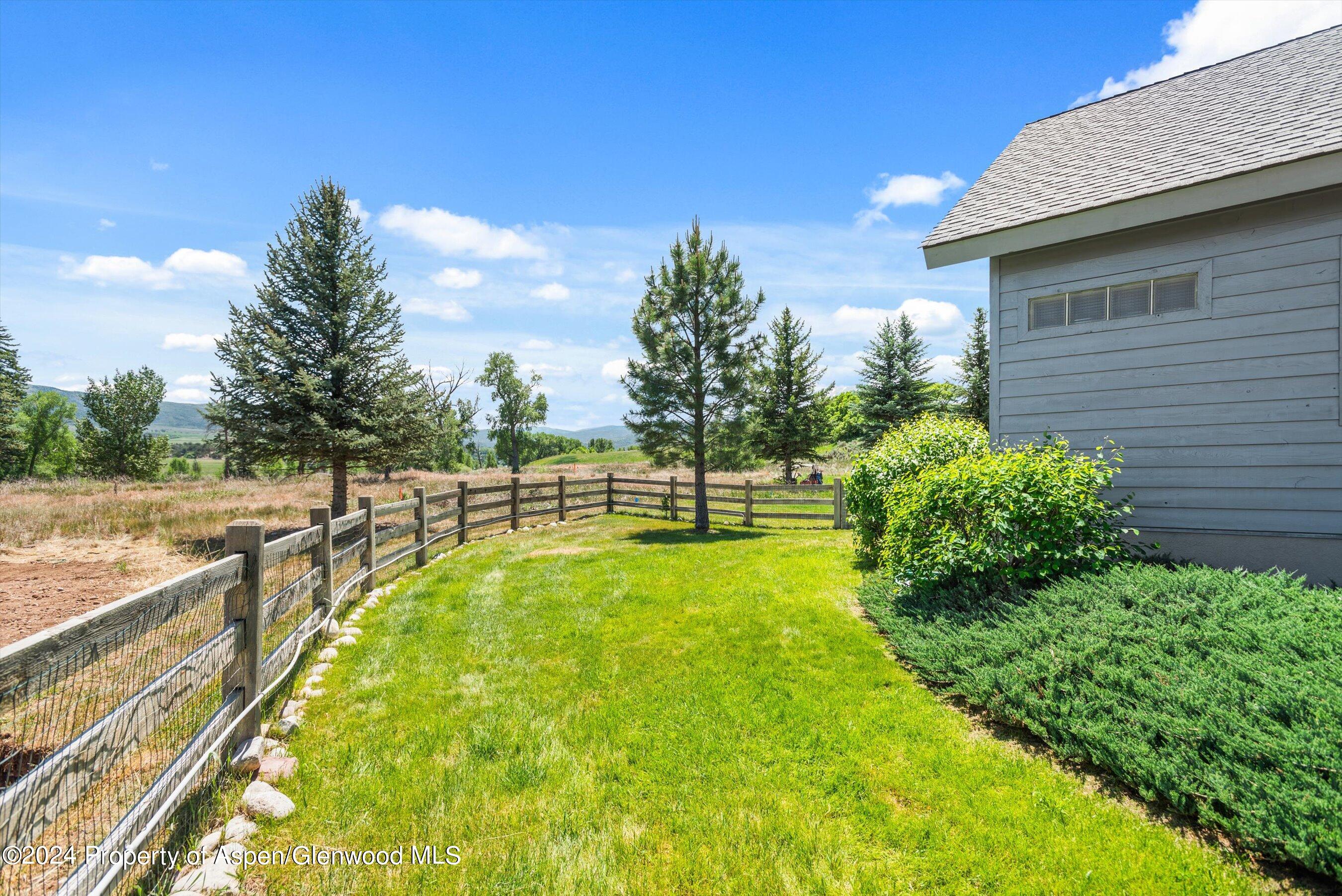 122 Crystal Canyon Drive