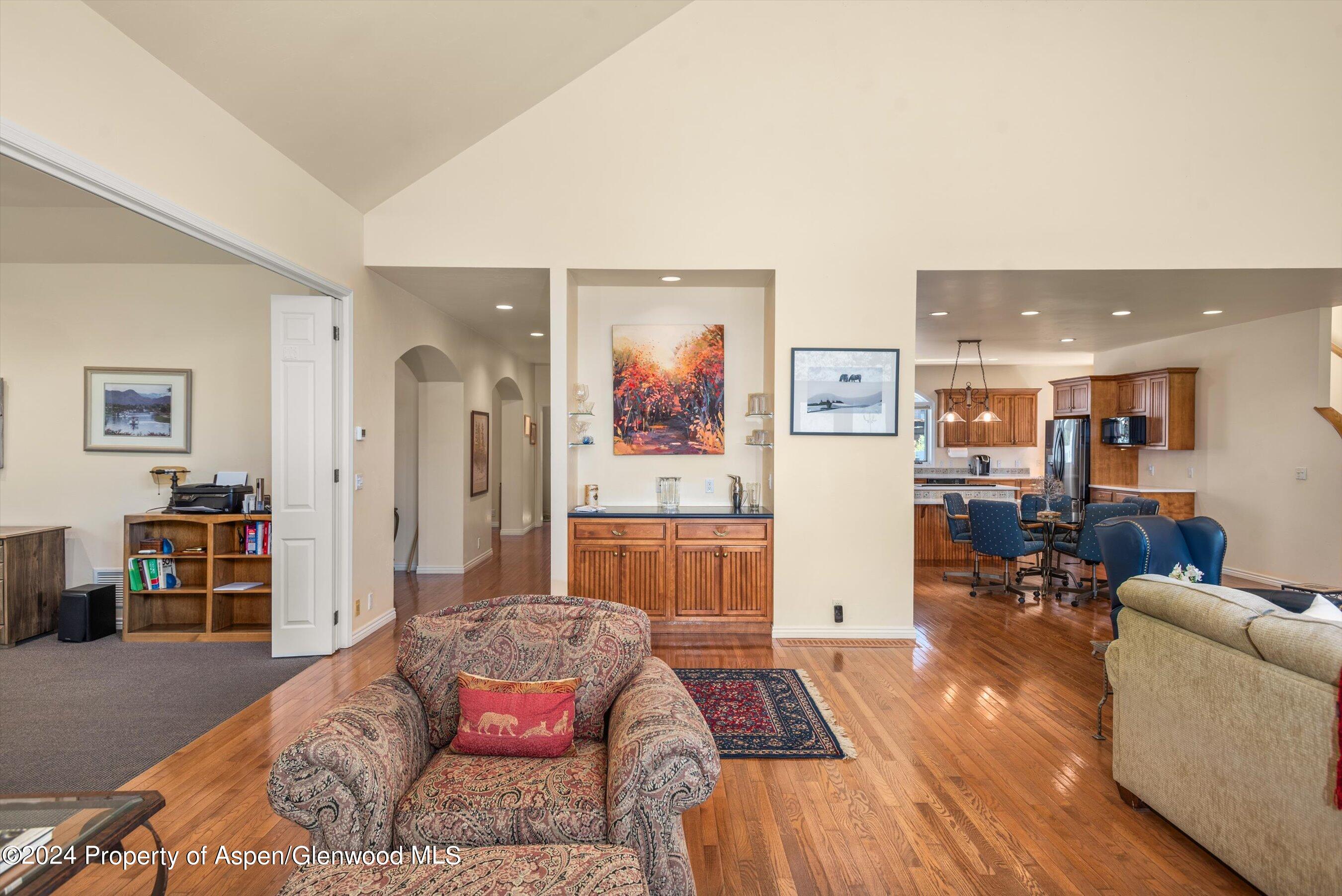 122 Crystal Canyon Drive