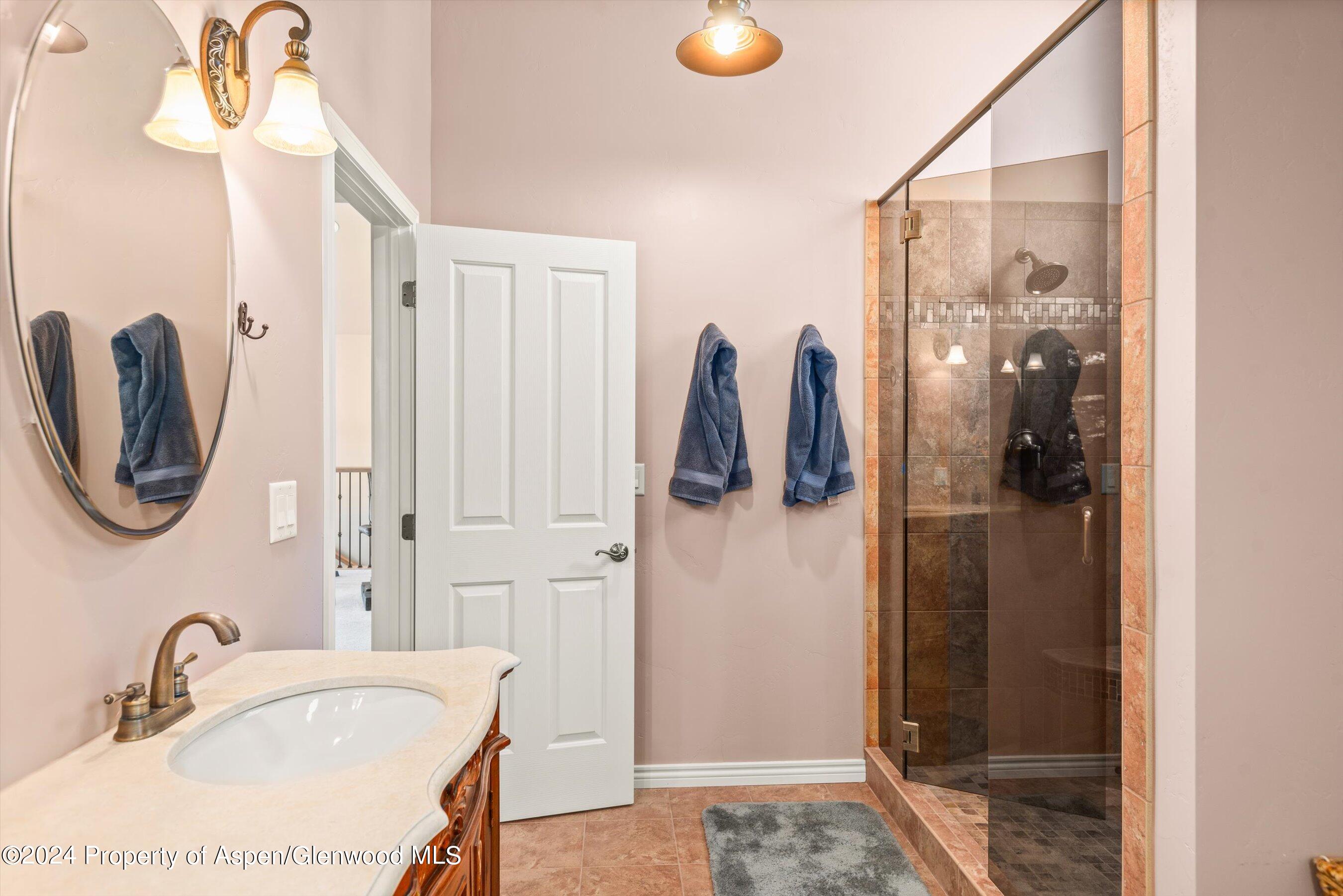 122 Crystal Canyon Drive