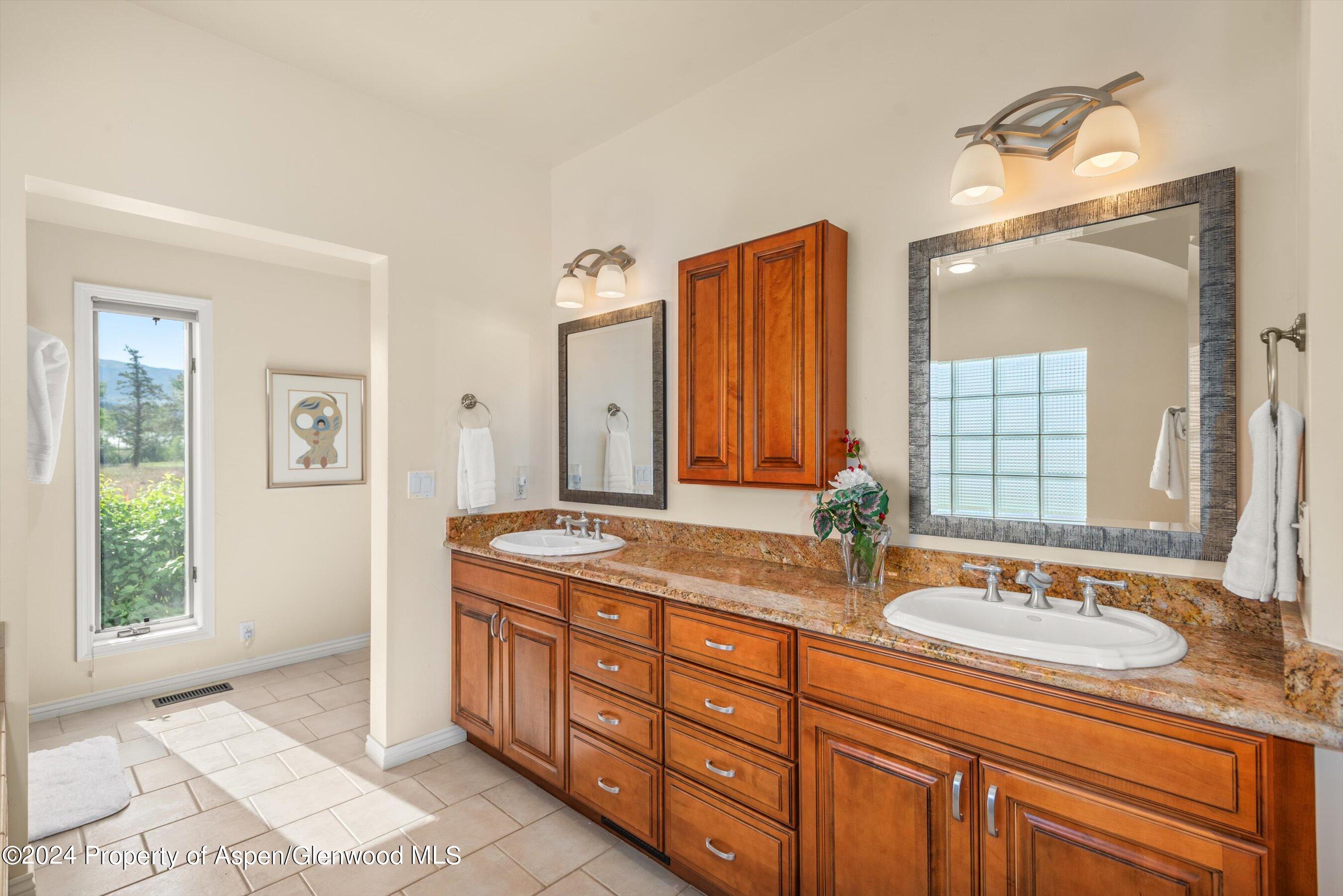 122 Crystal Canyon Drive