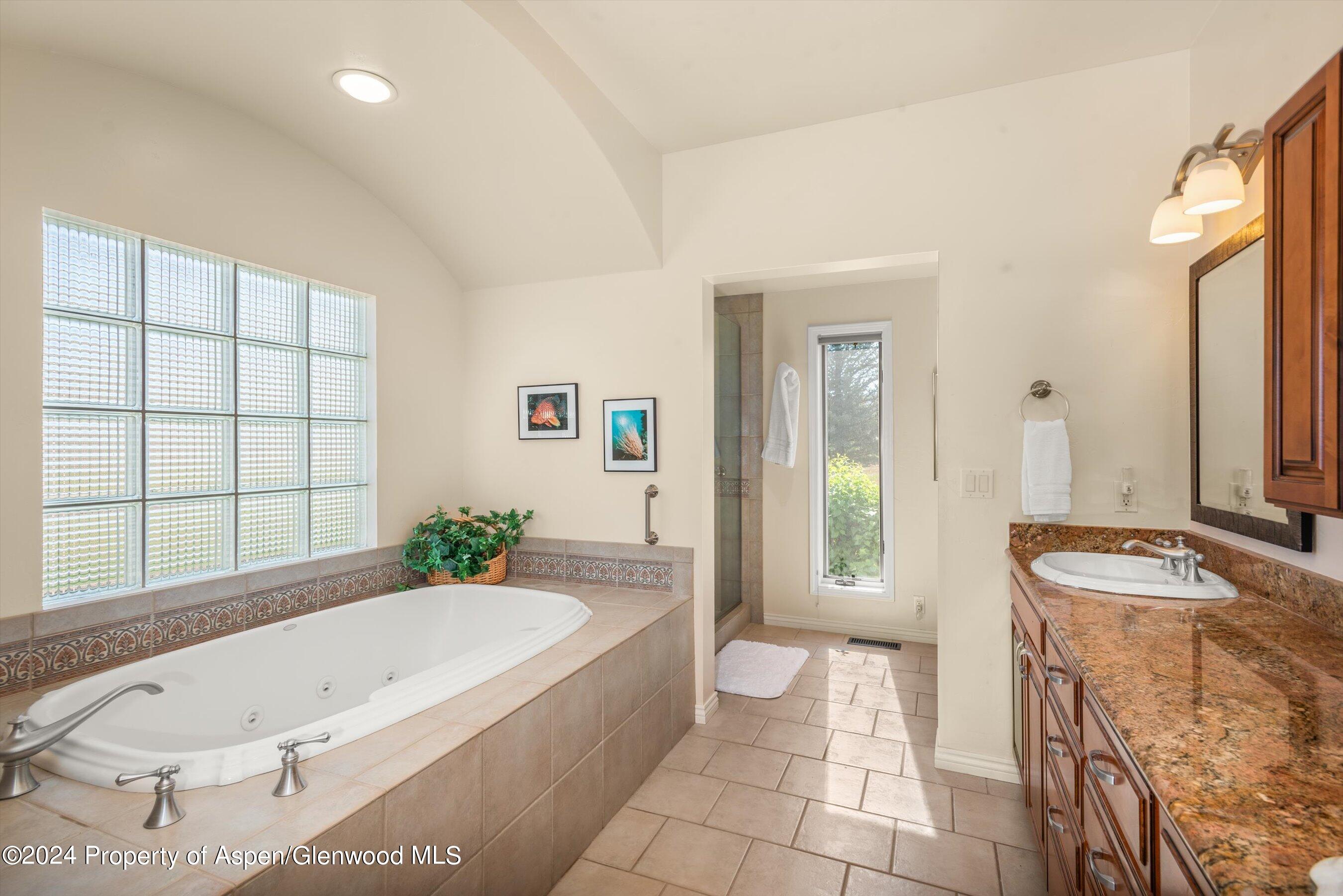 122 Crystal Canyon Drive