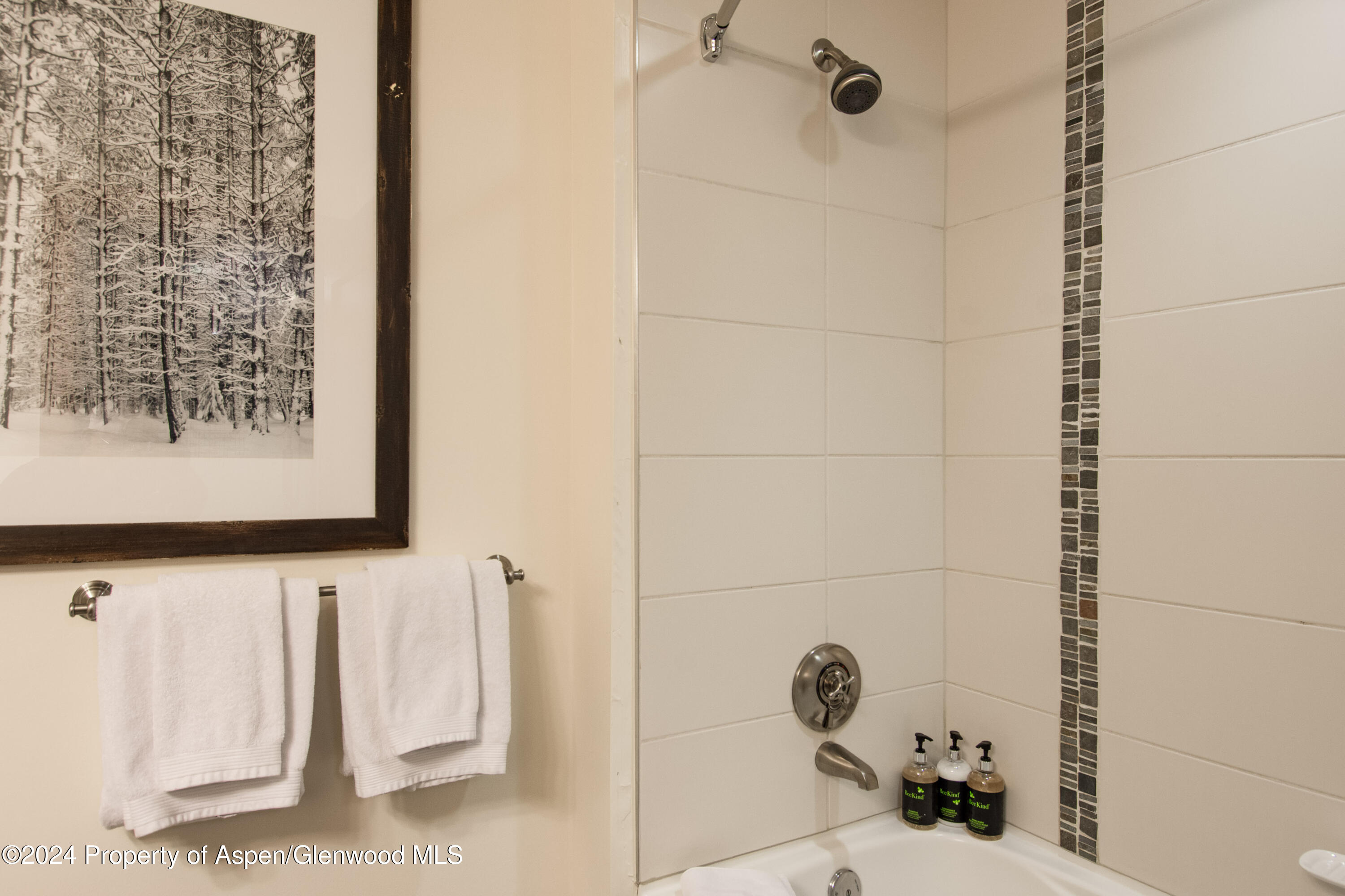 90 Carriage Way, #3417