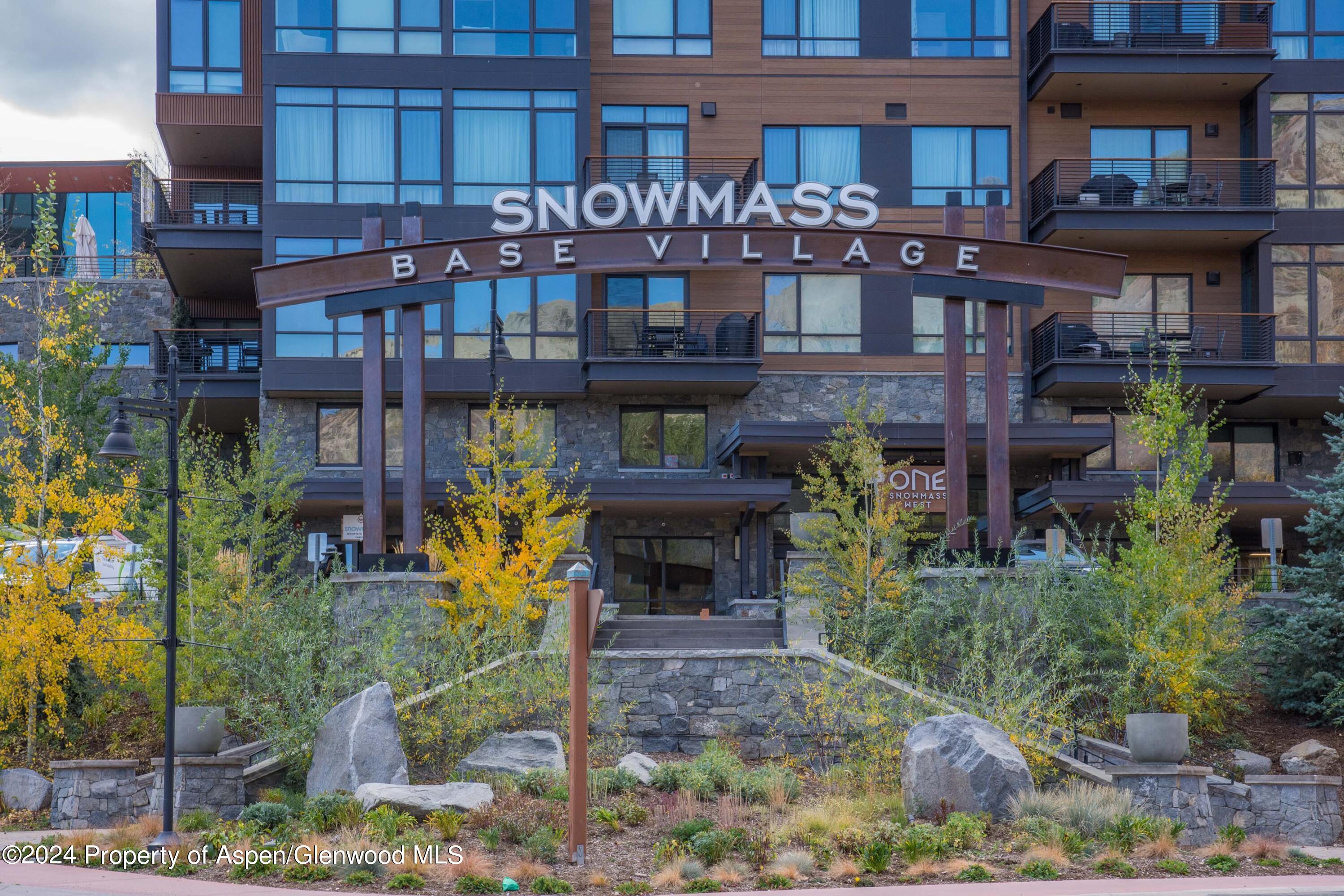 90 Carriage Way, #3417