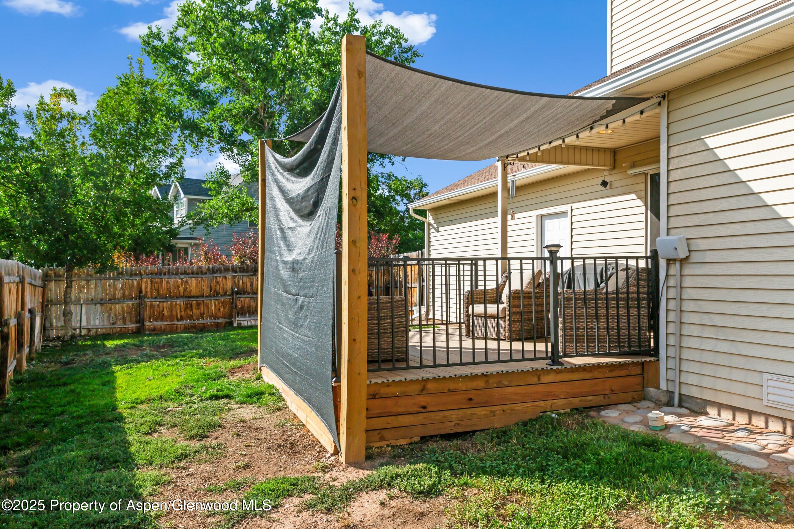2803 Acacia Avenue