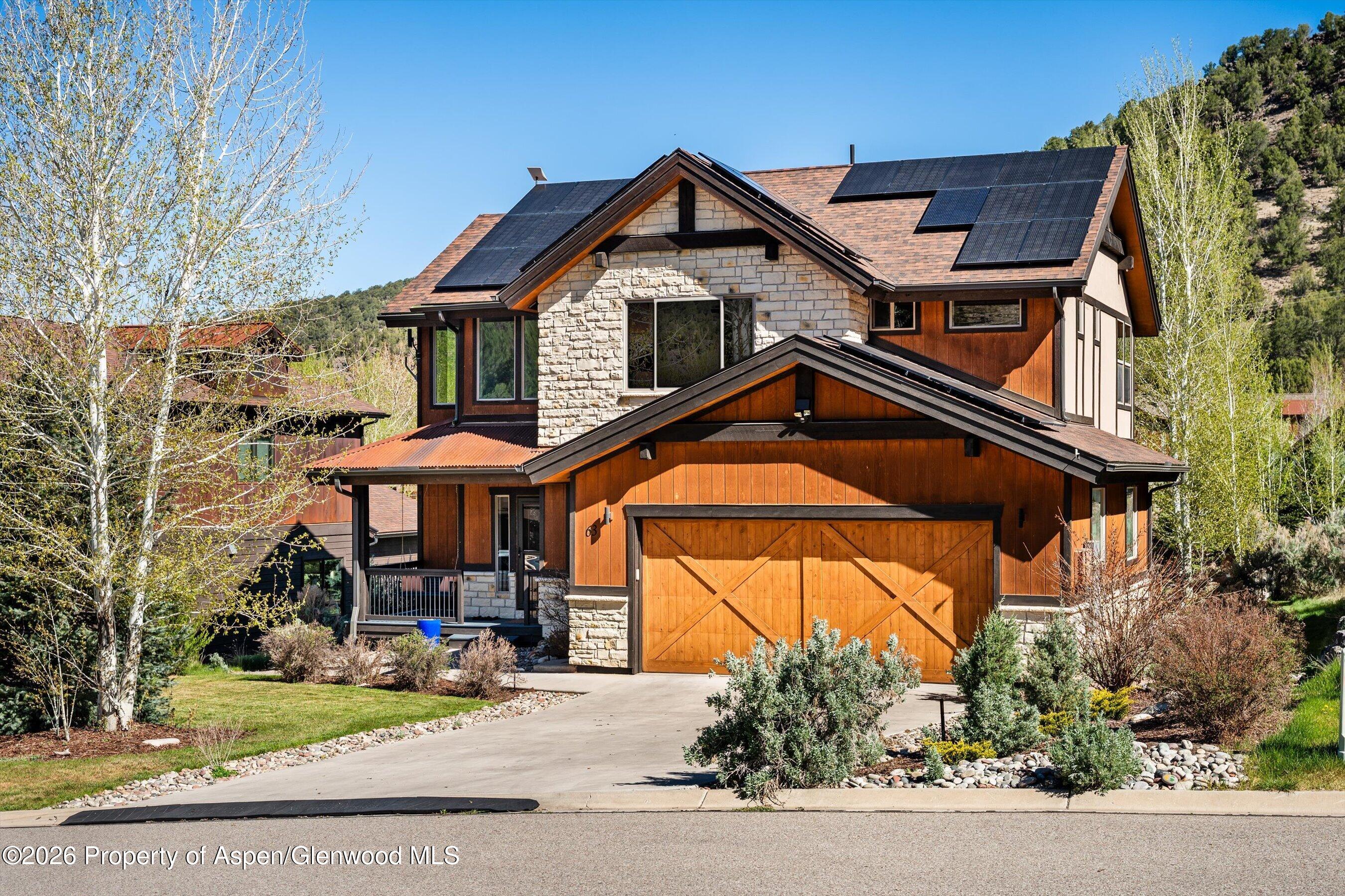 63 Cliff Rose Way