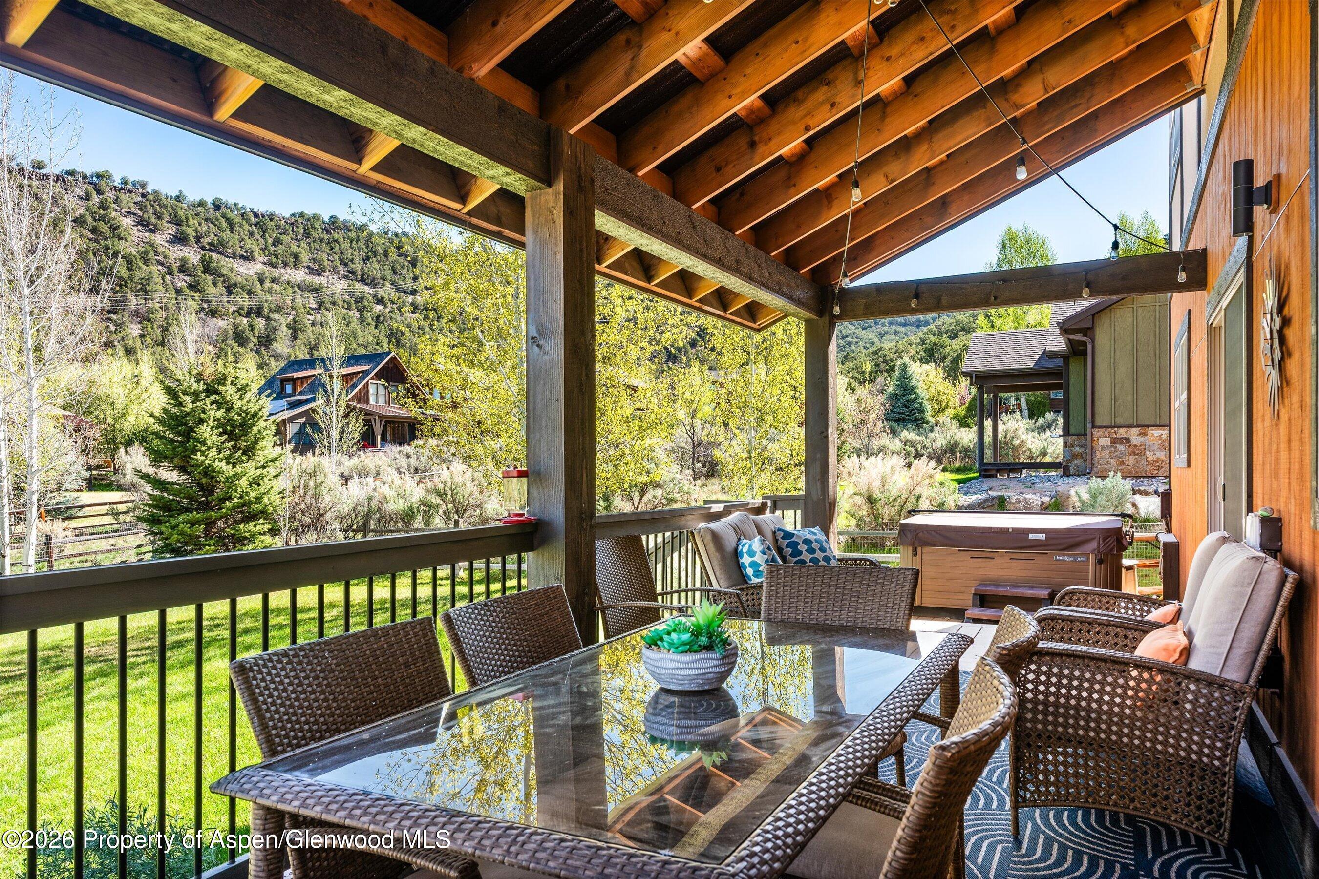 63 Cliff Rose Way