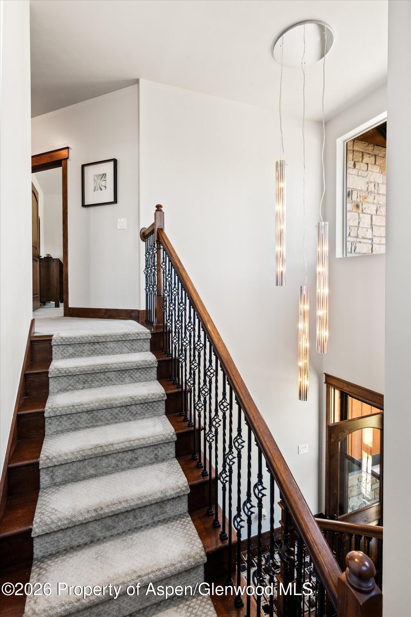 63 Cliff Rose Way