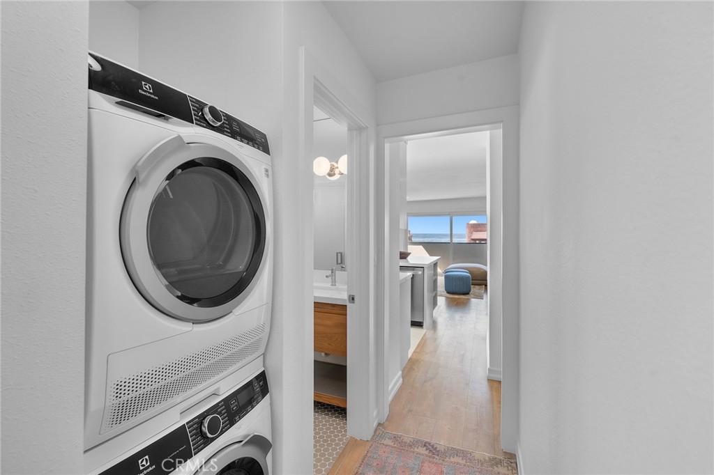 404 Hermosa Avenue 5