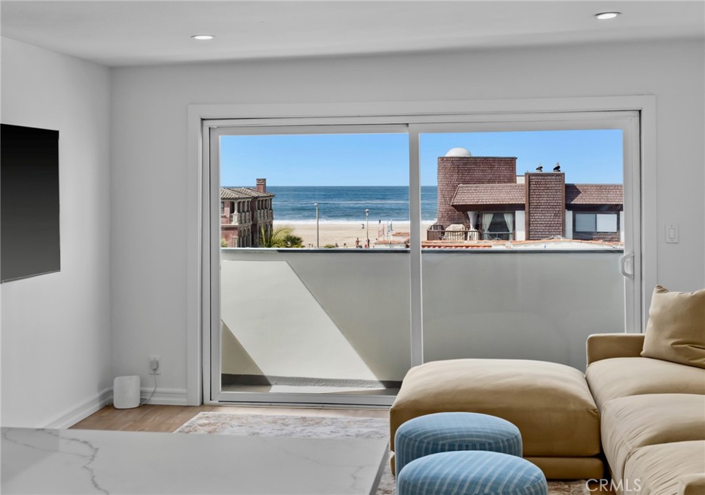 404 Hermosa Avenue 5