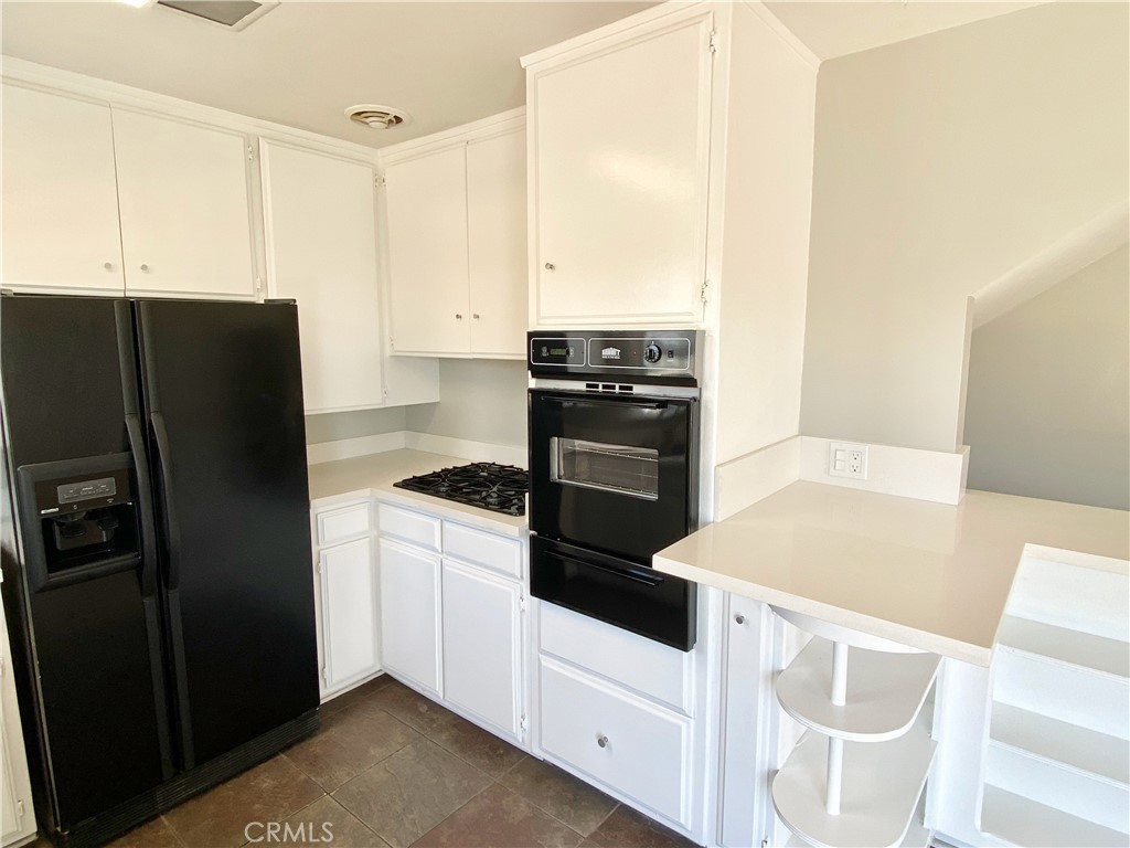 2231 Hermosa Avenue 1