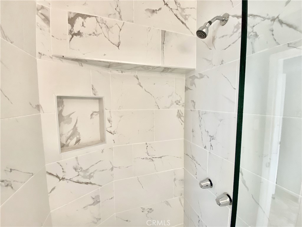 2231 Hermosa Avenue 1