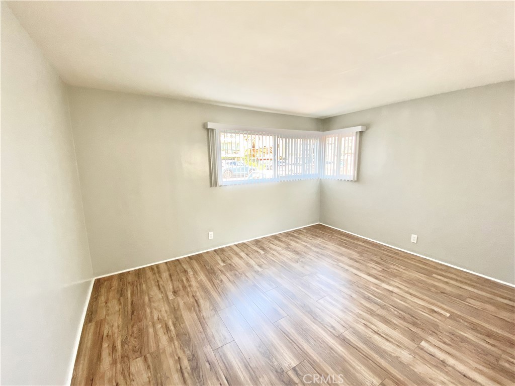 2231 Hermosa Avenue 1