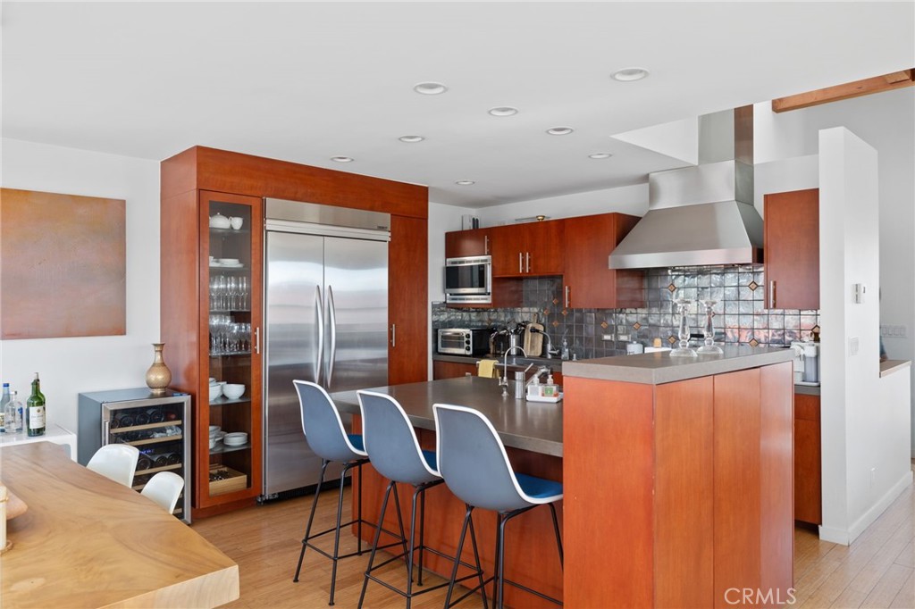 701 Loma Drive