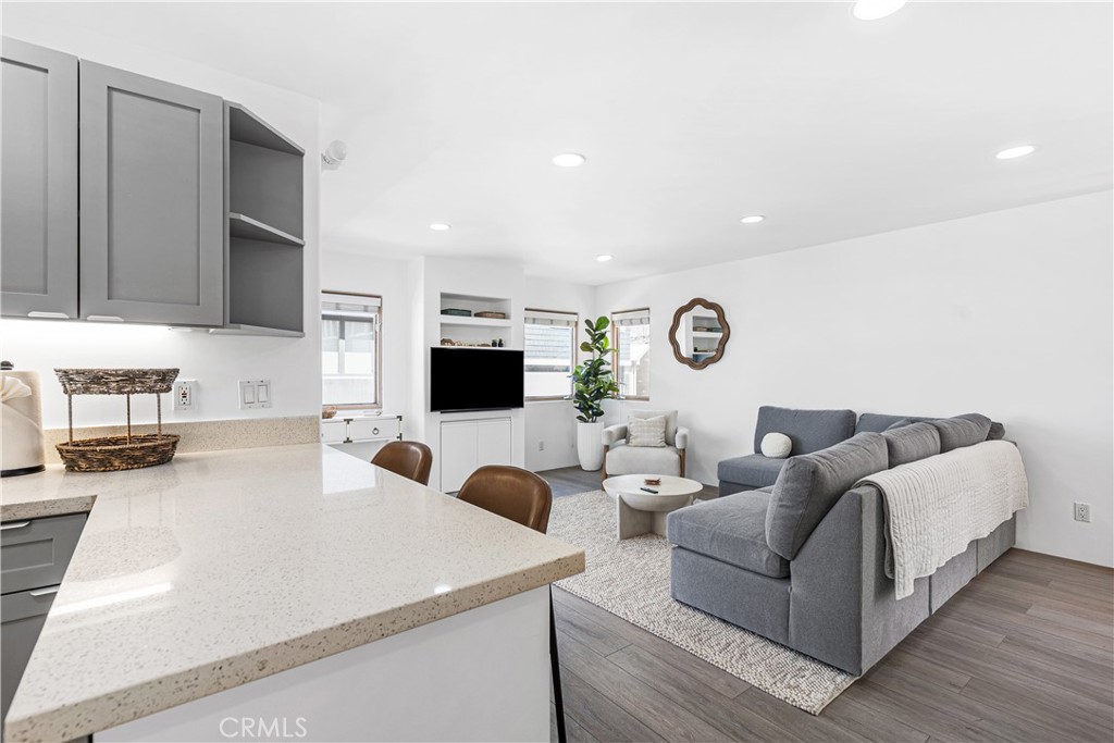 225 28th Street