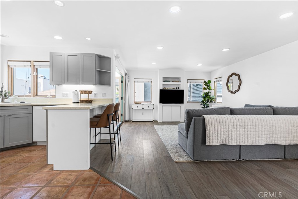225 28th Street
