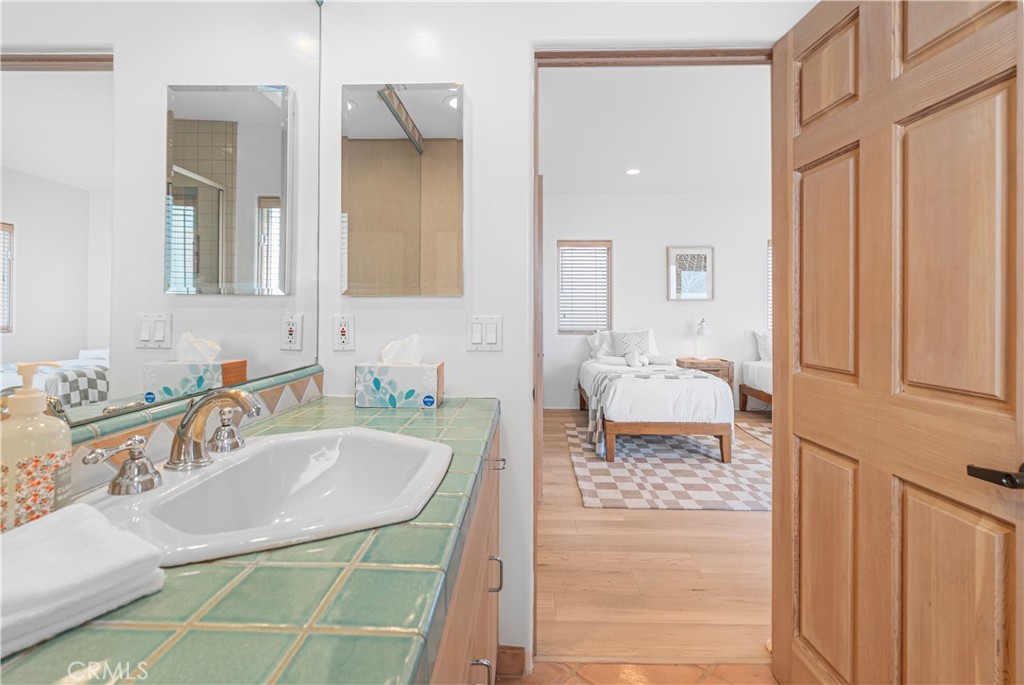 225 28th Street