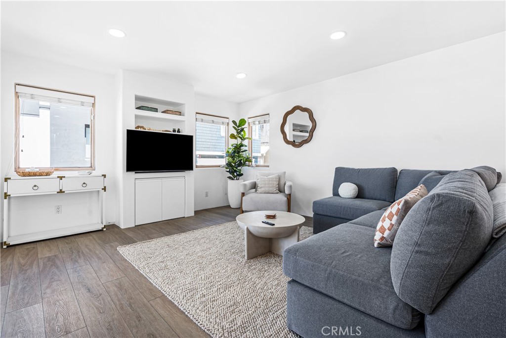 225 28th Street