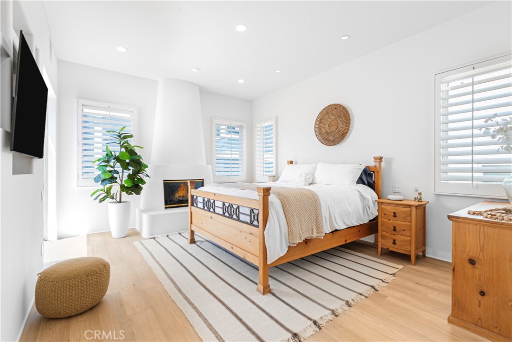 225 28th Street
