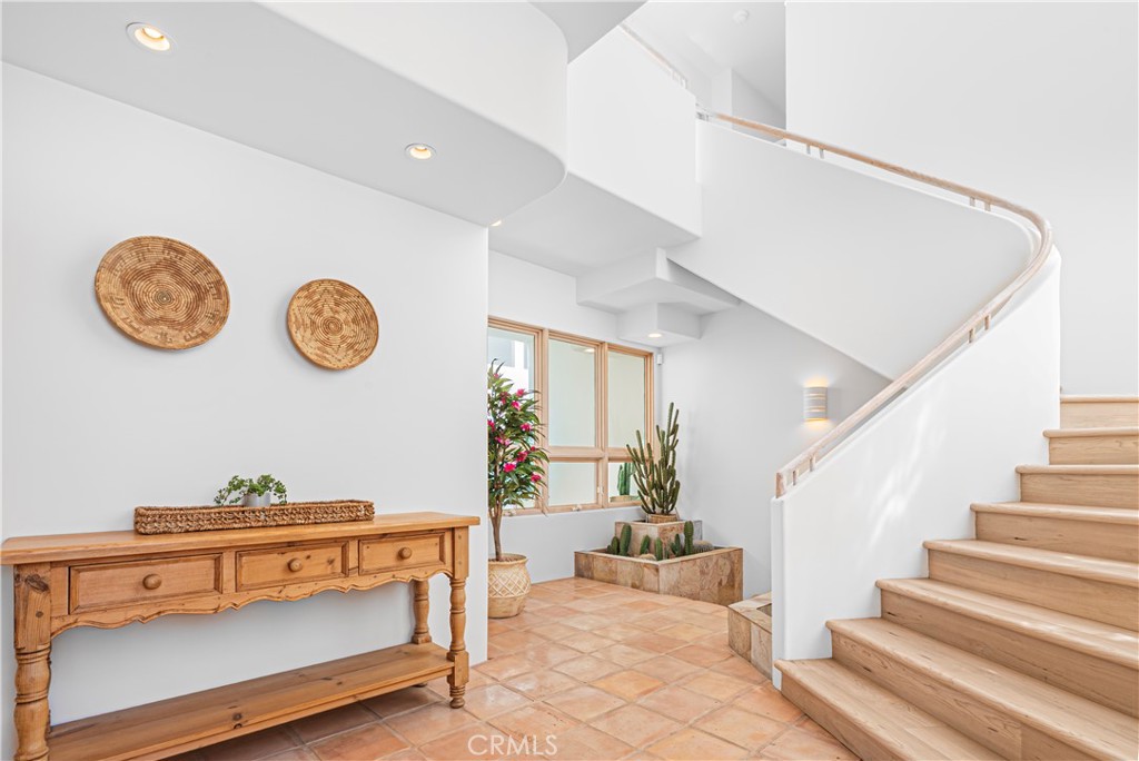 225 28th Street