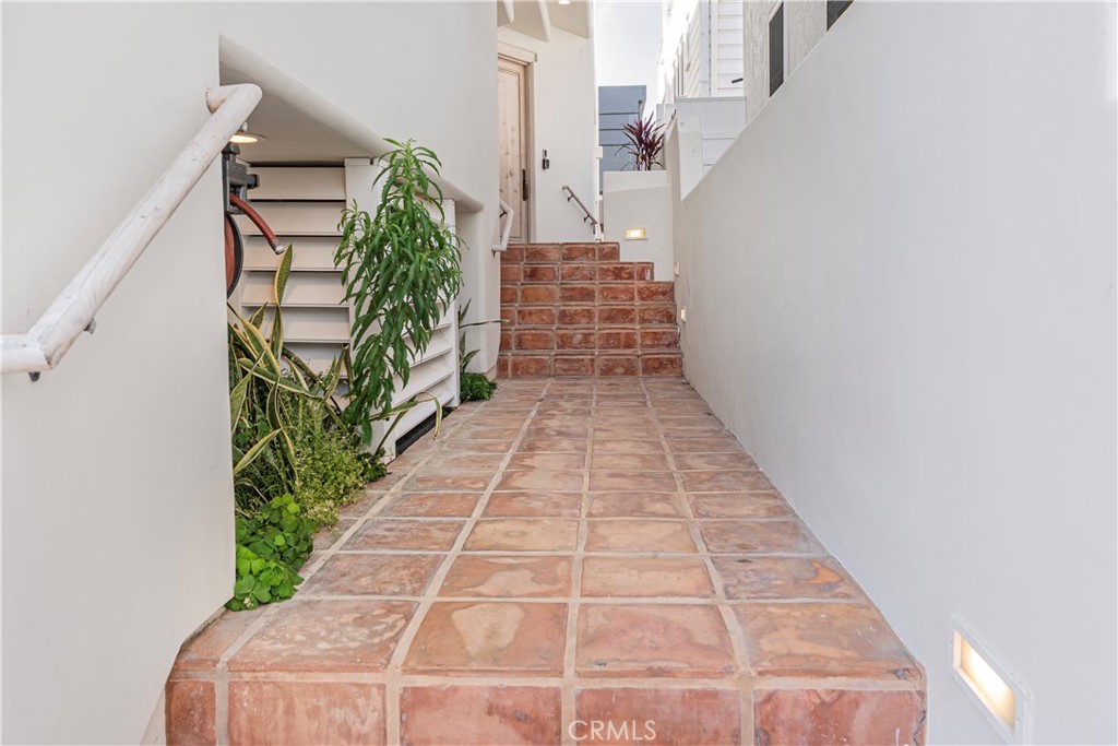 225 28th Street