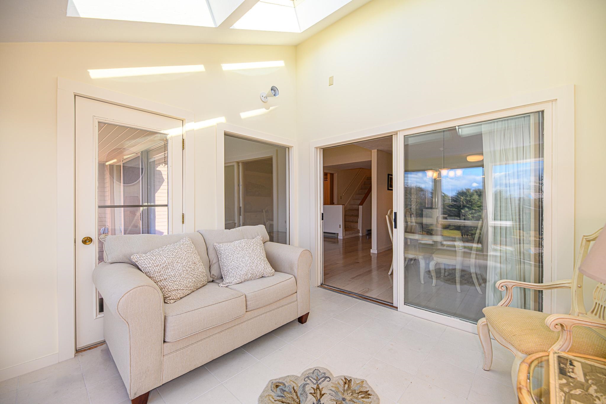 8 Topside Road Unit: 1