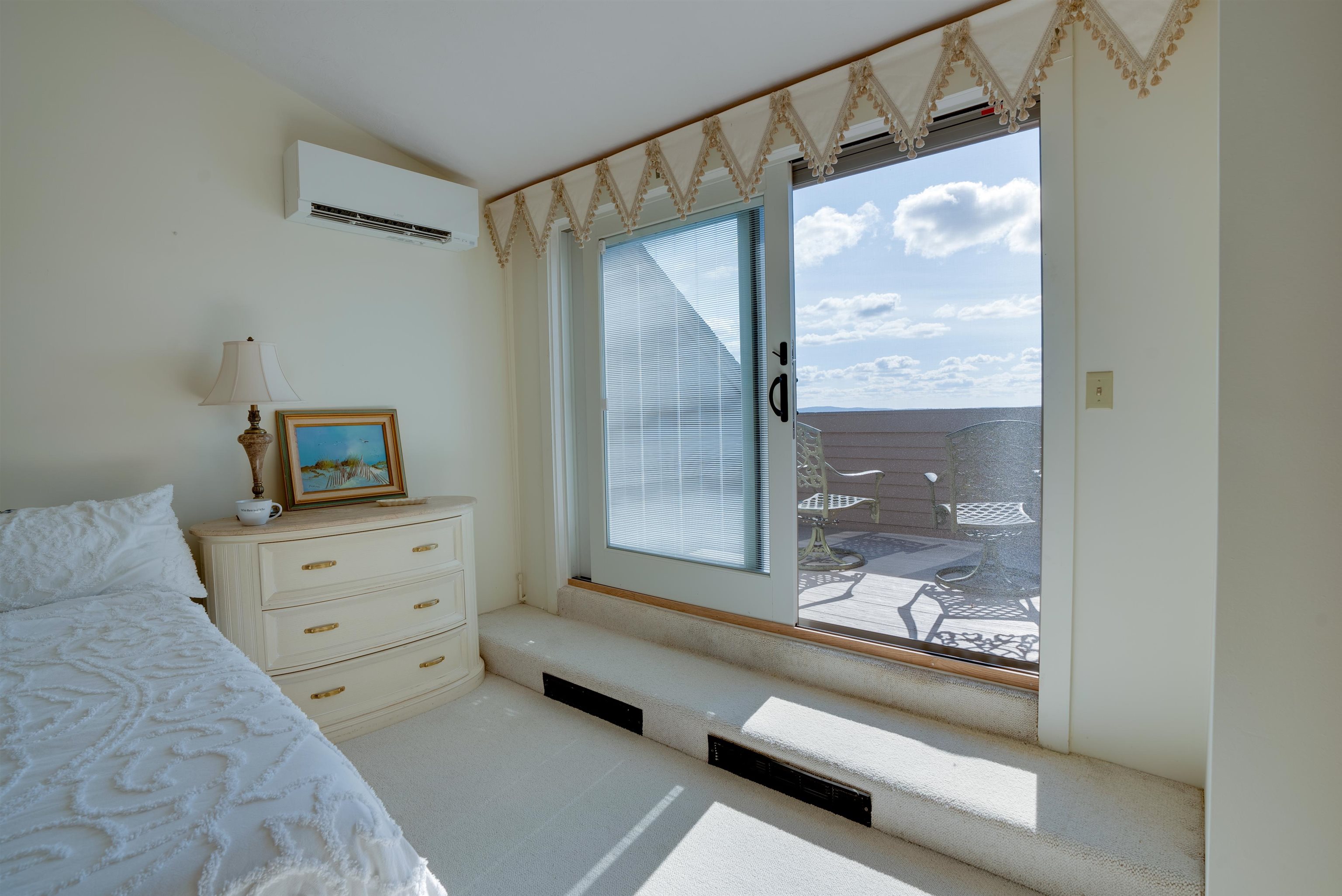 8 Topside Road Unit: 1