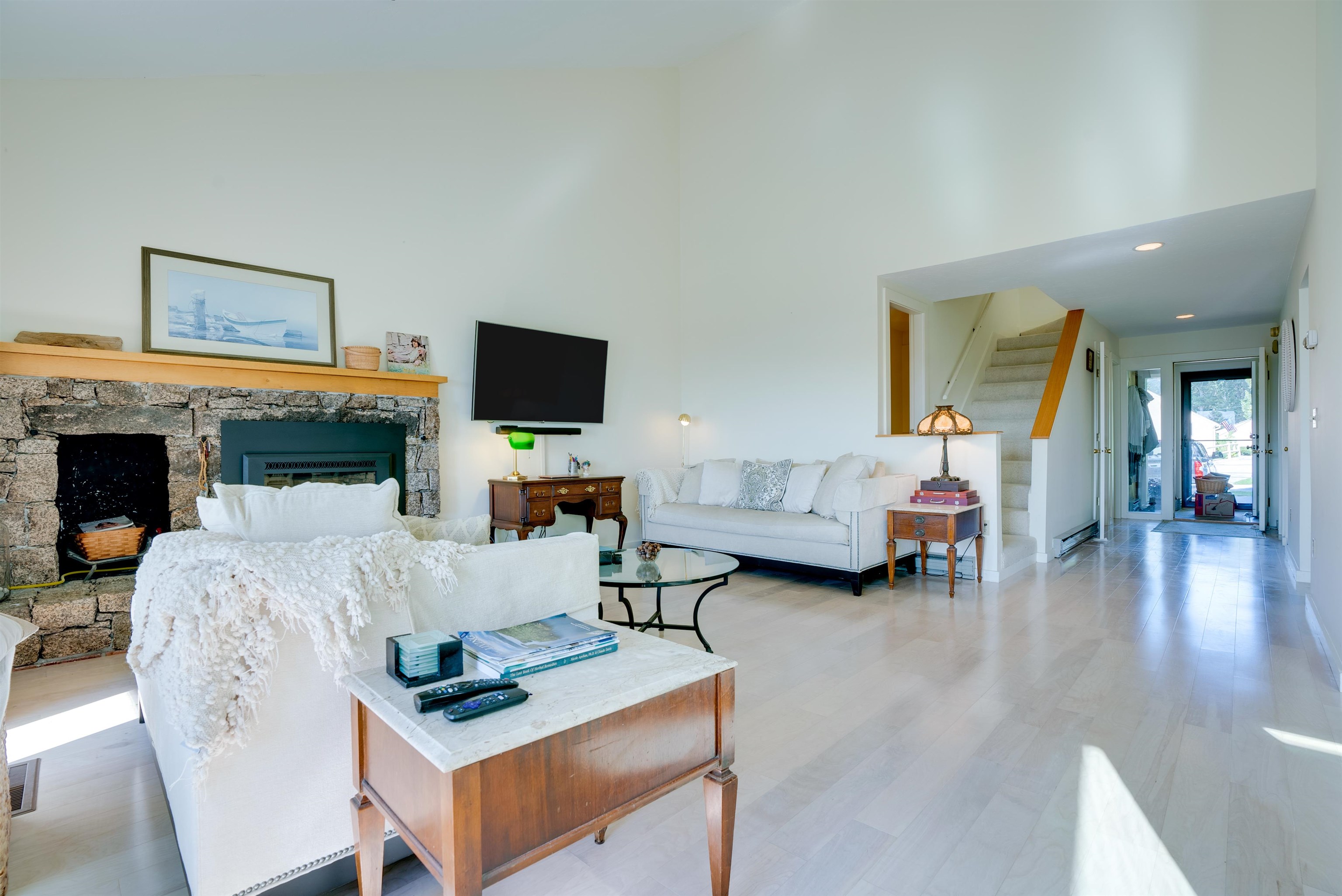 8 Topside Road Unit: 1