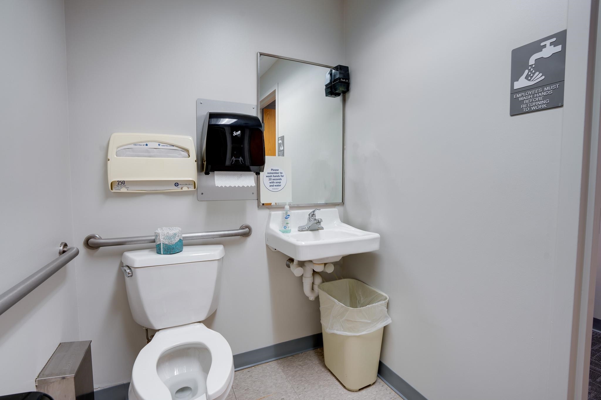 14 Maple Street Unit: 100