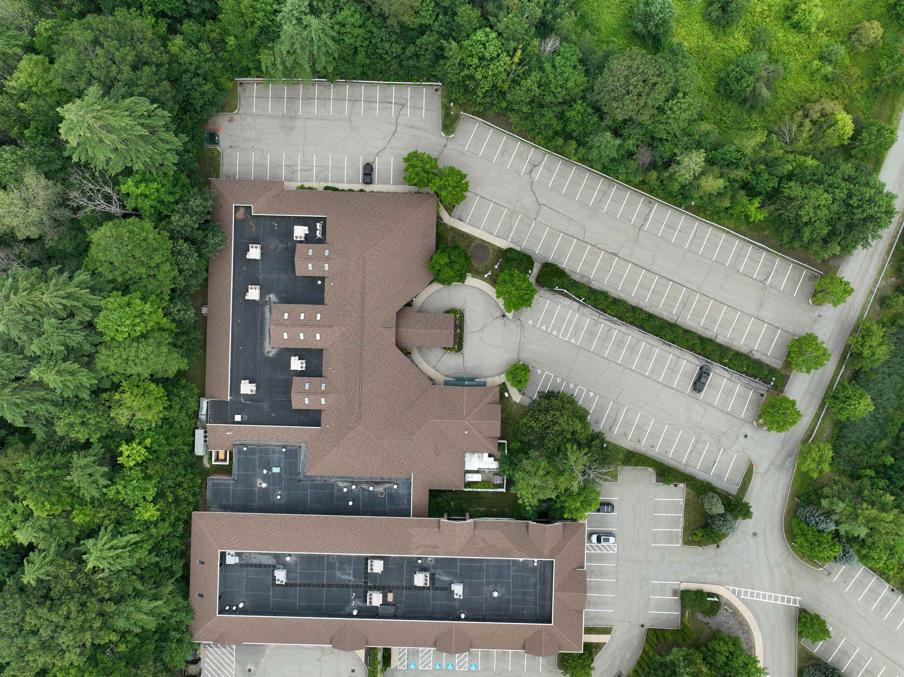 14 Maple Street Unit: 100