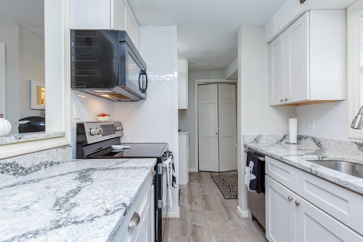 129 Fisherville Road Unit: 4