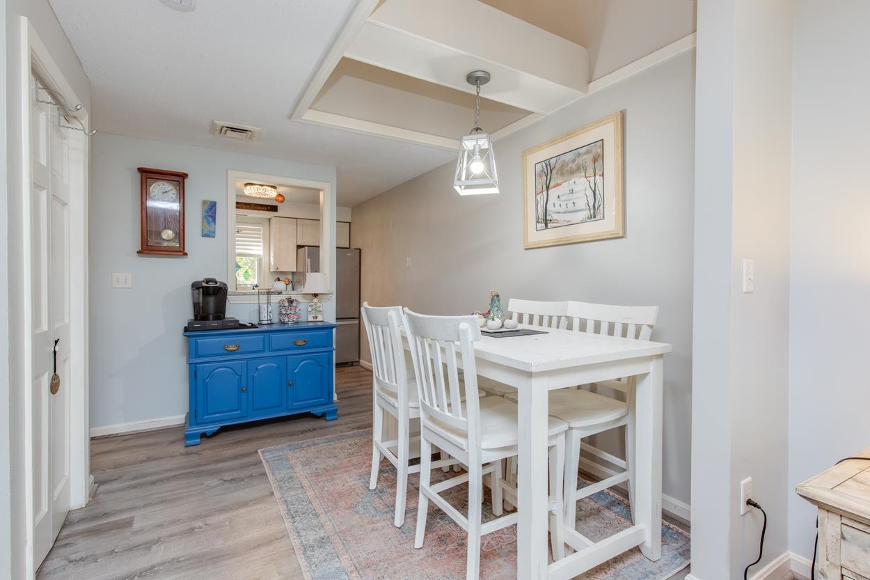 129 Fisherville Road Unit: 4