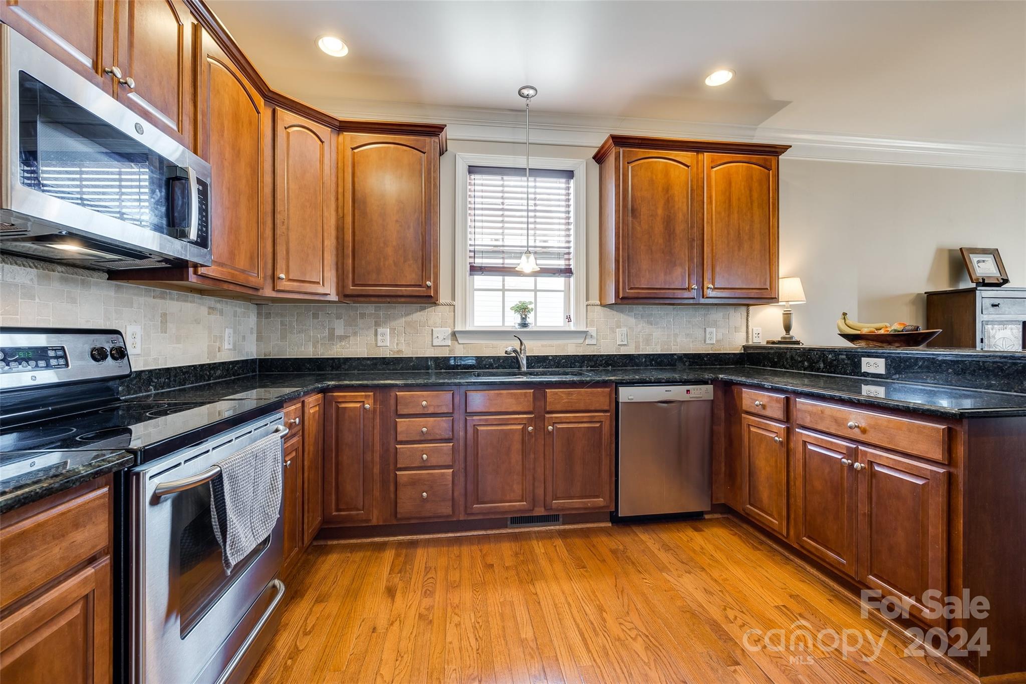 5707 Norwood Ridge Drive