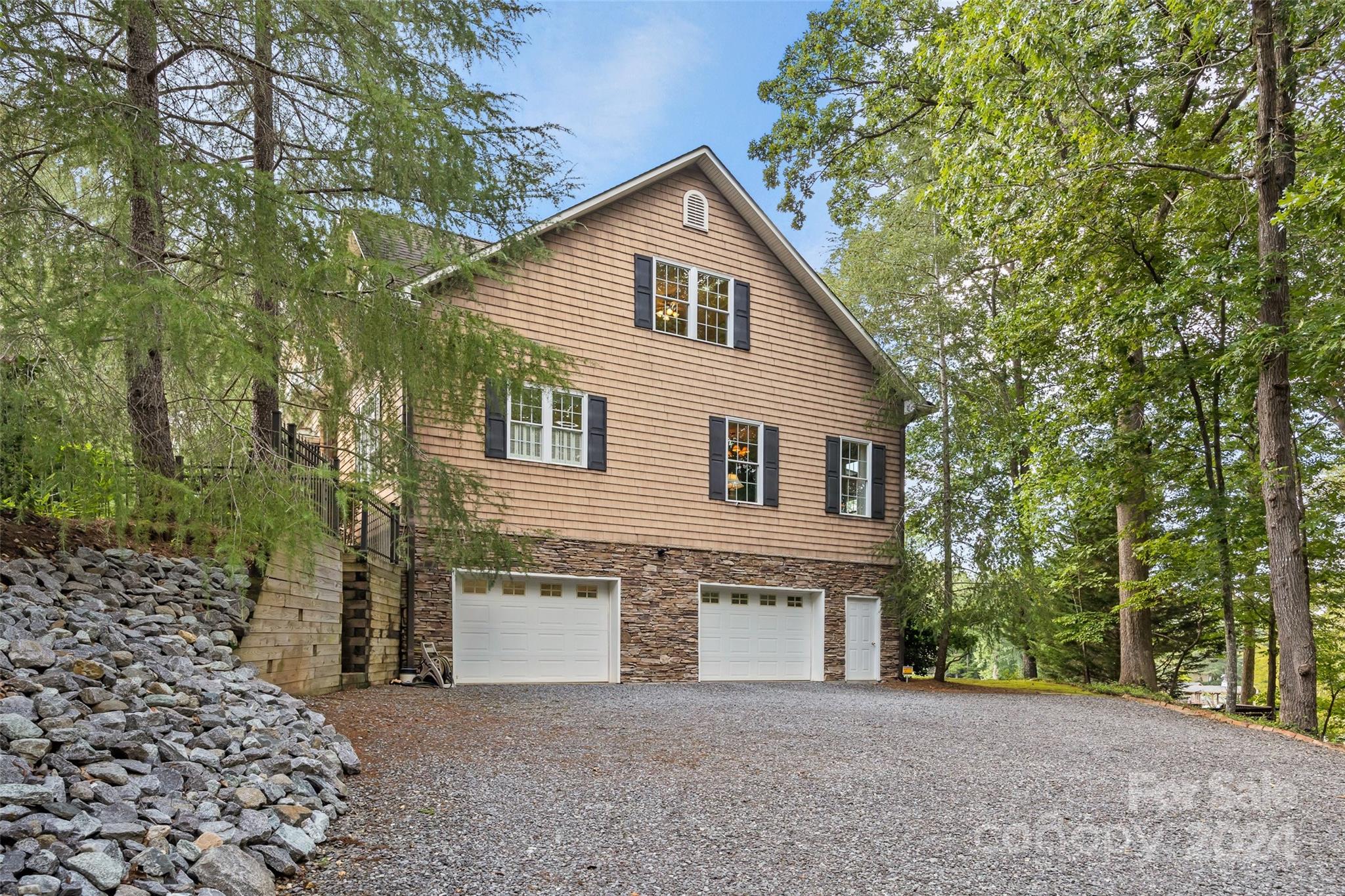 2892 Lake Wylie Drive