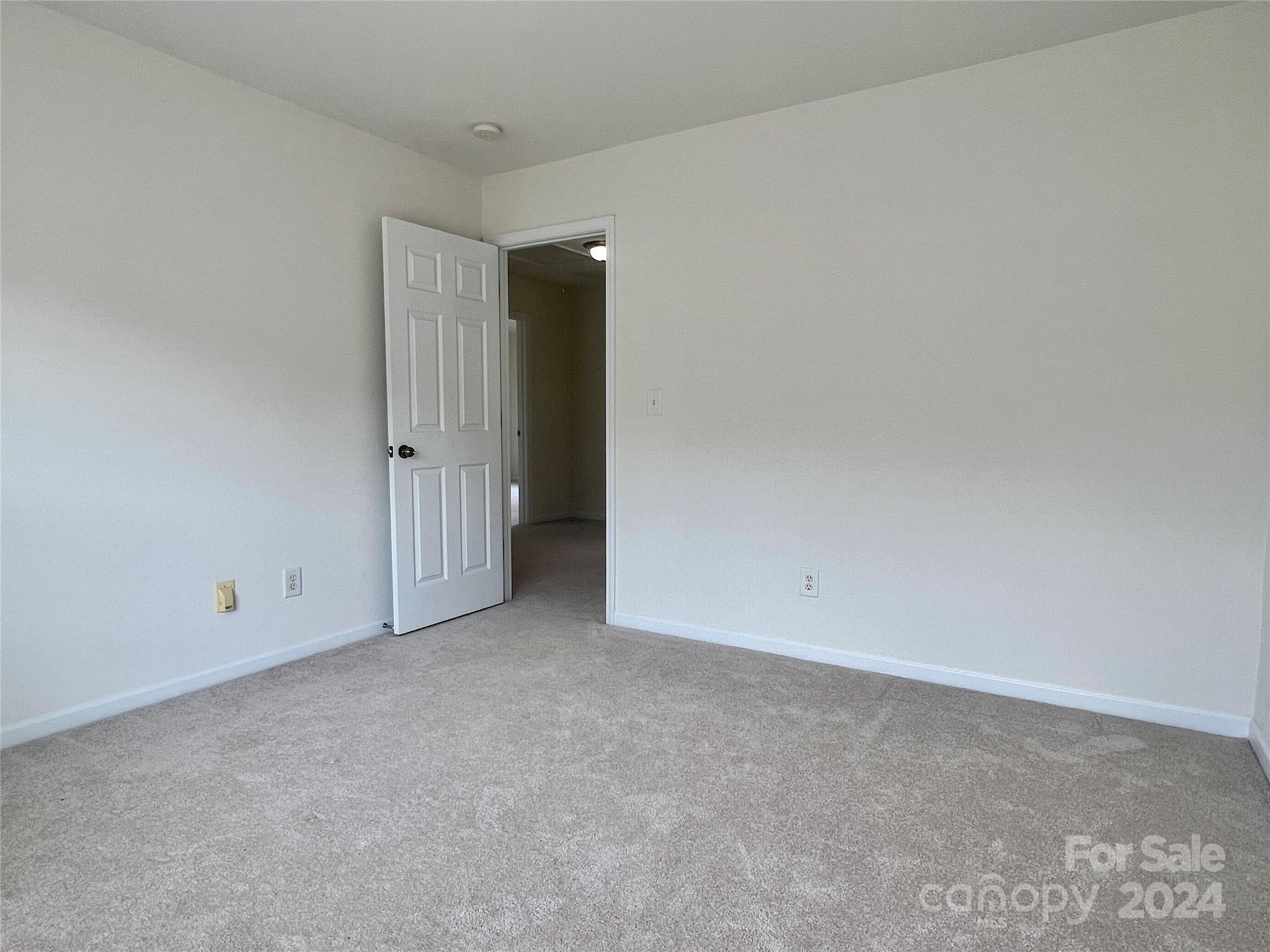 11315 Breezehill Lane