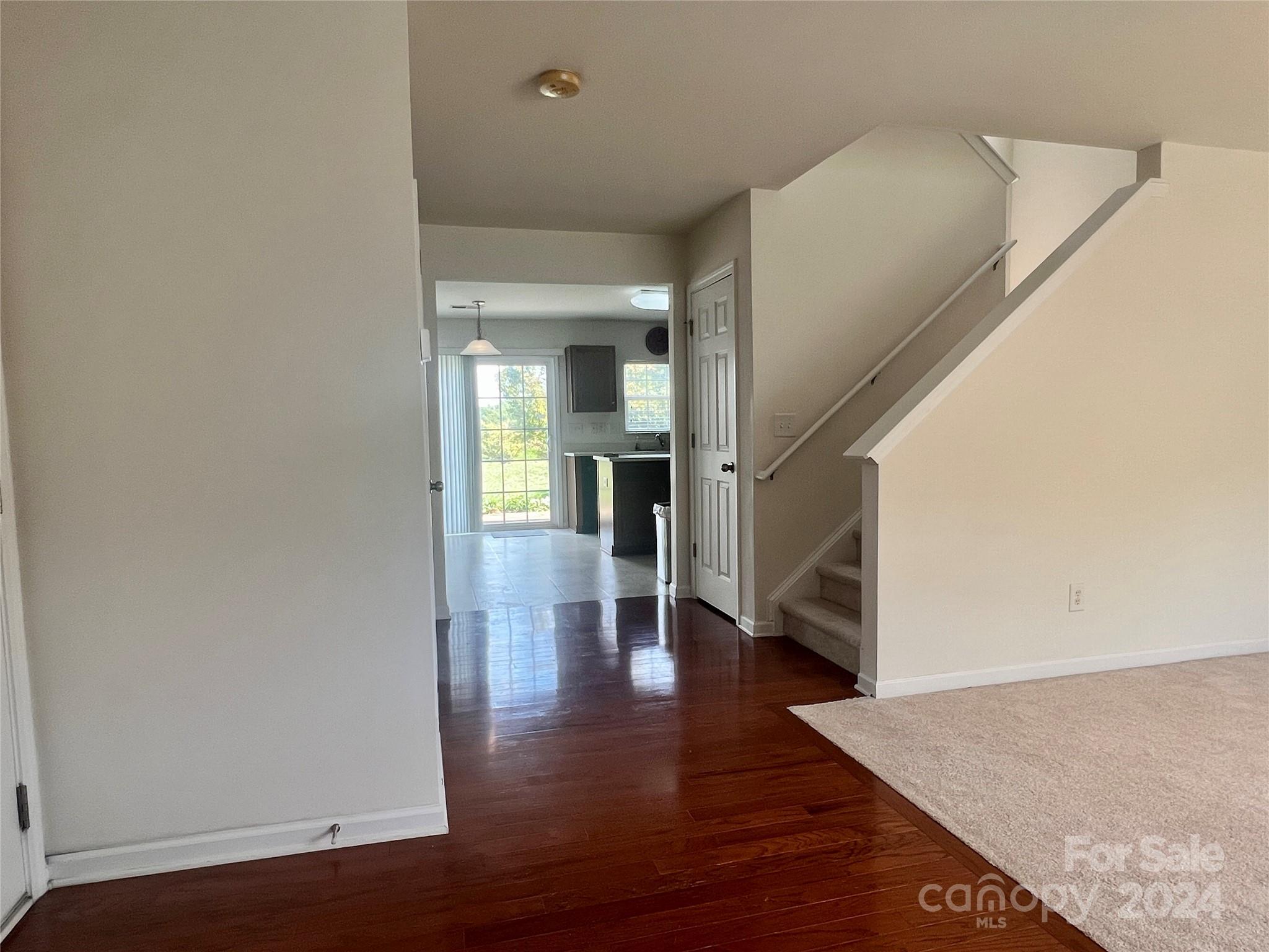11315 Breezehill Lane