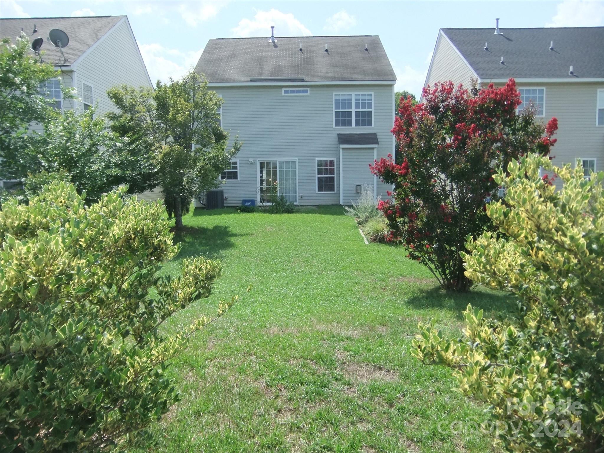11315 Breezehill Lane