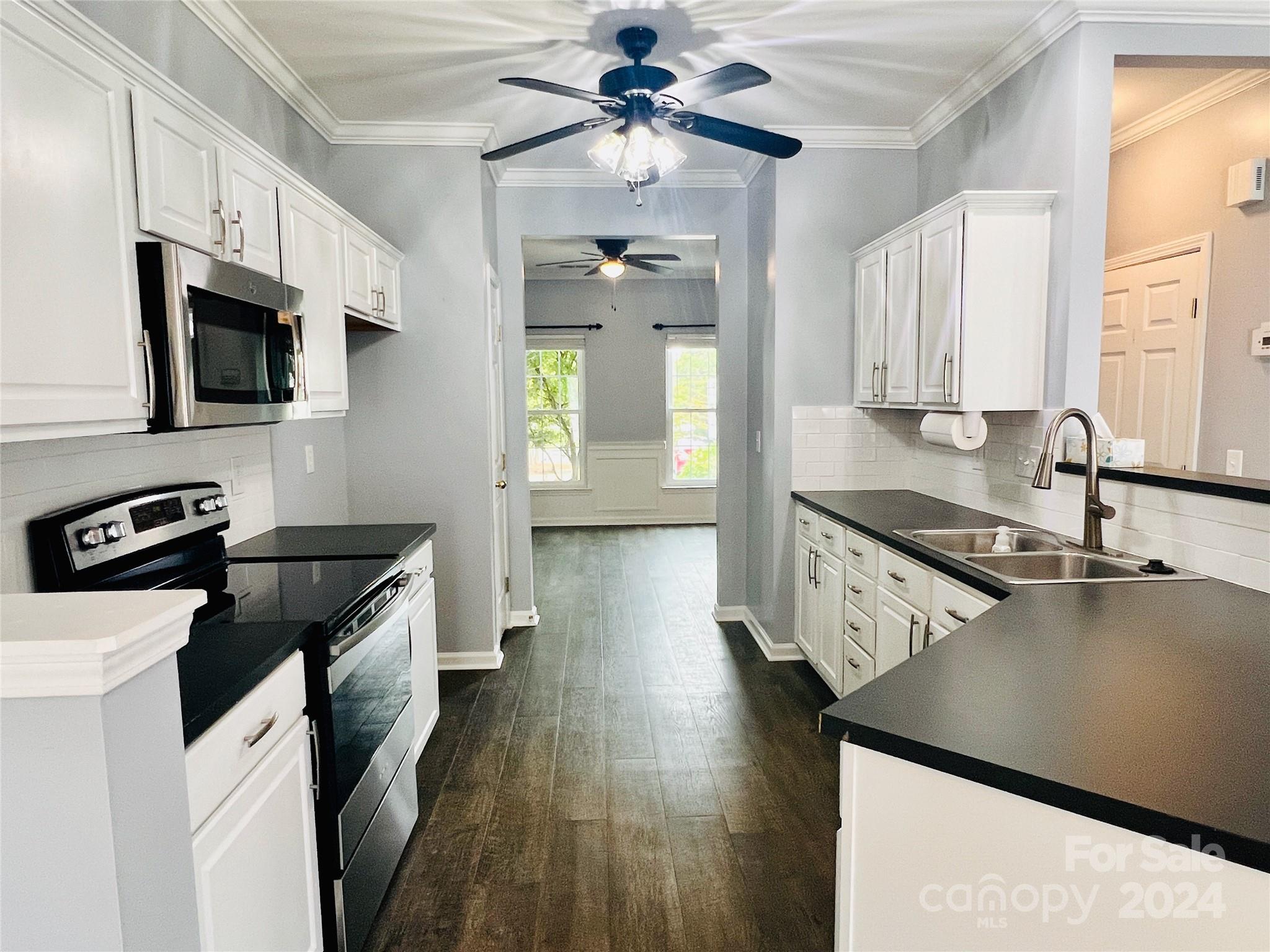 311 Shingleoak Drive