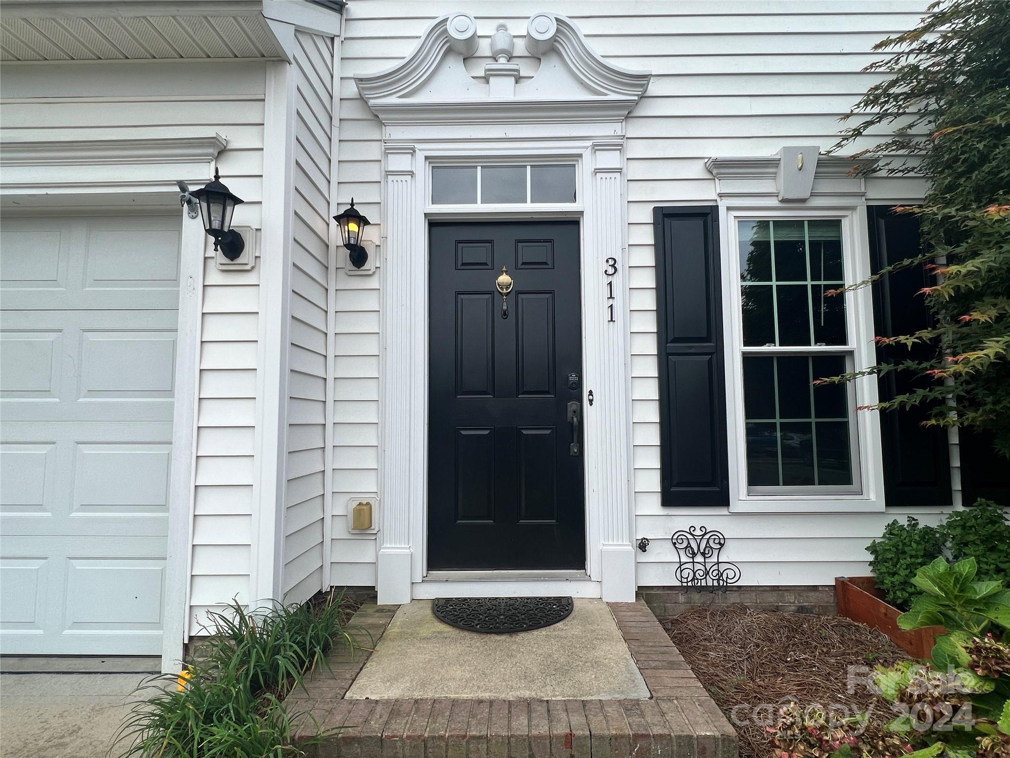 311 Shingleoak Drive