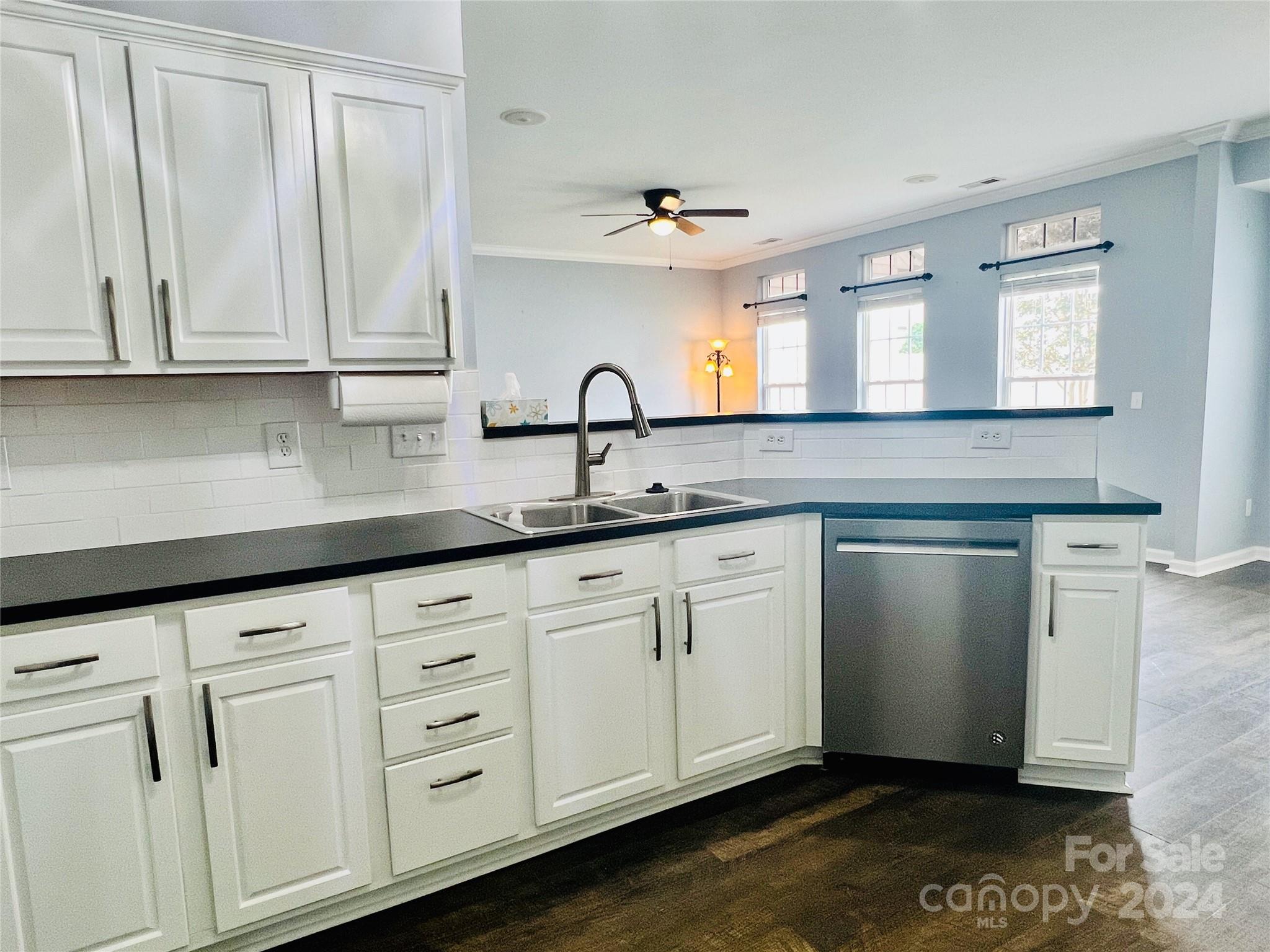 311 Shingleoak Drive