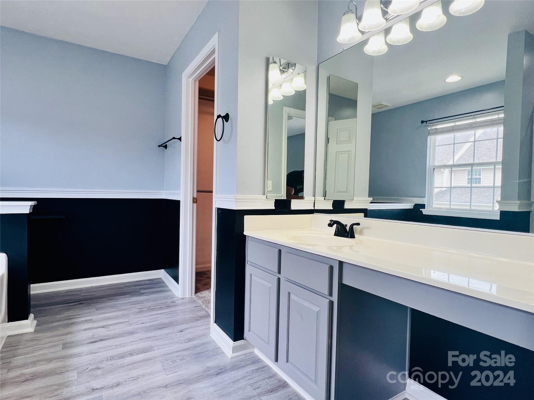 311 Shingleoak Drive