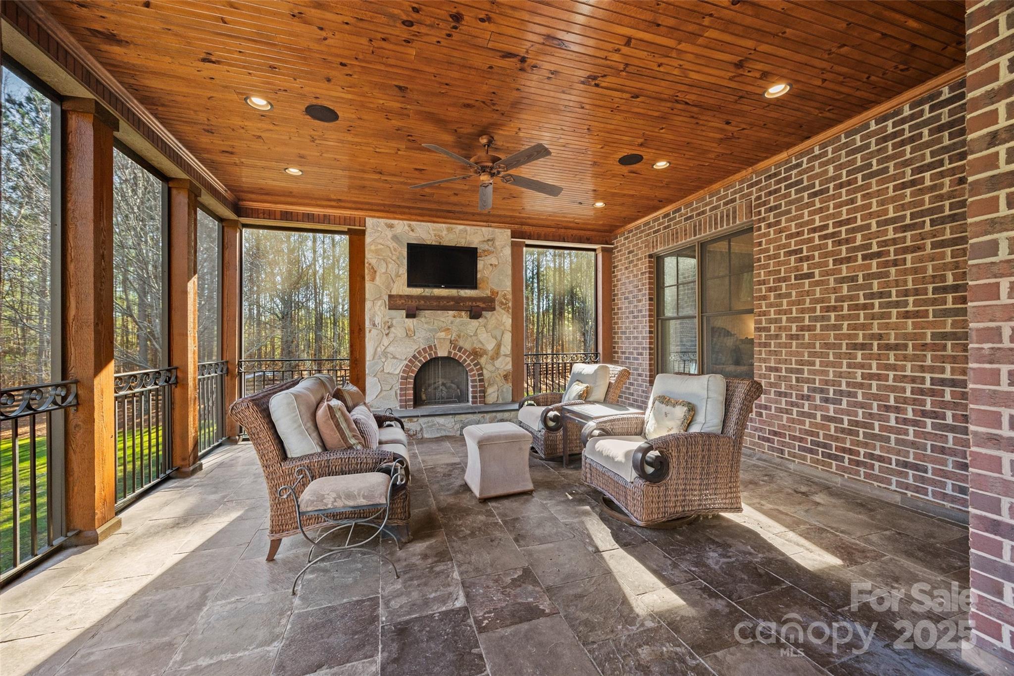 1024 Adkins Road