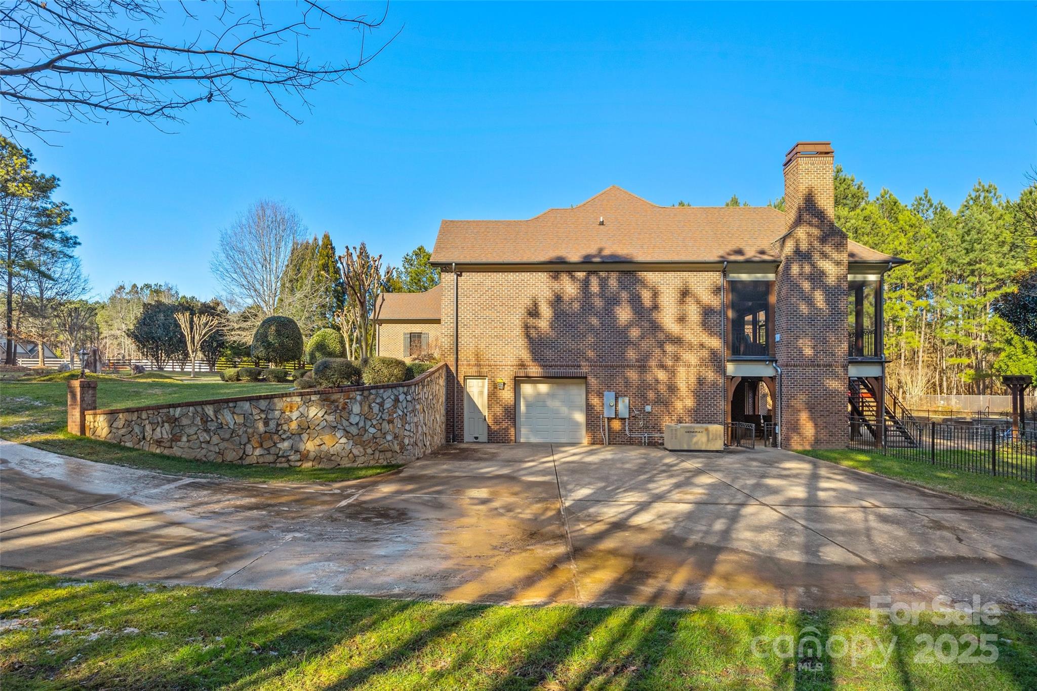 1024 Adkins Road