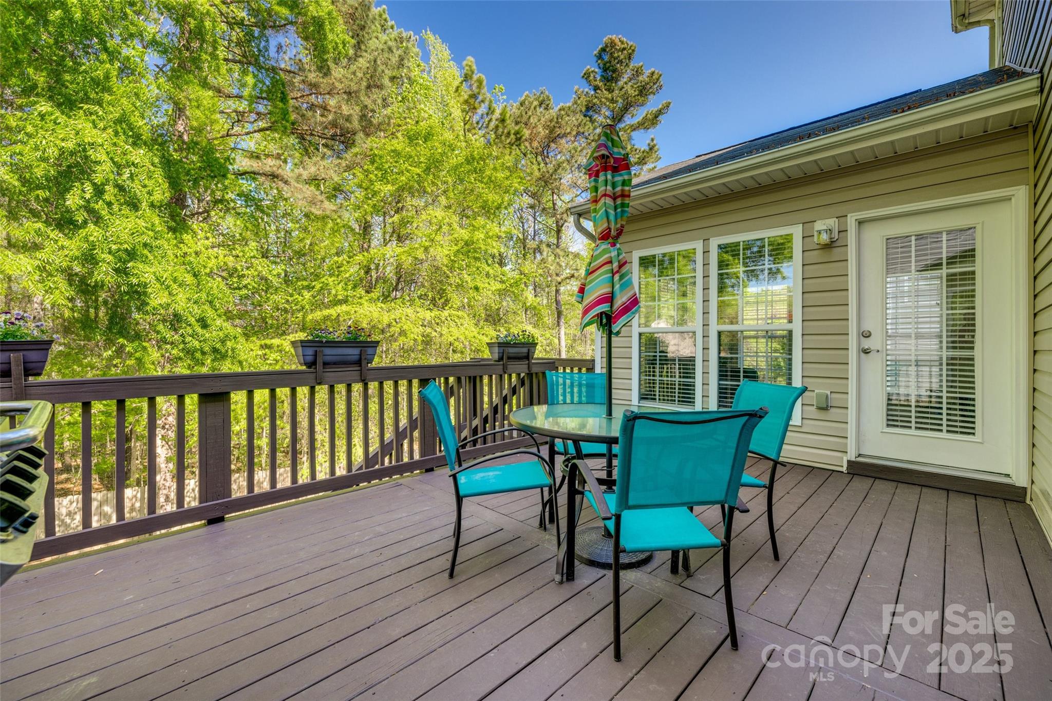 3040 Sunshower Heights