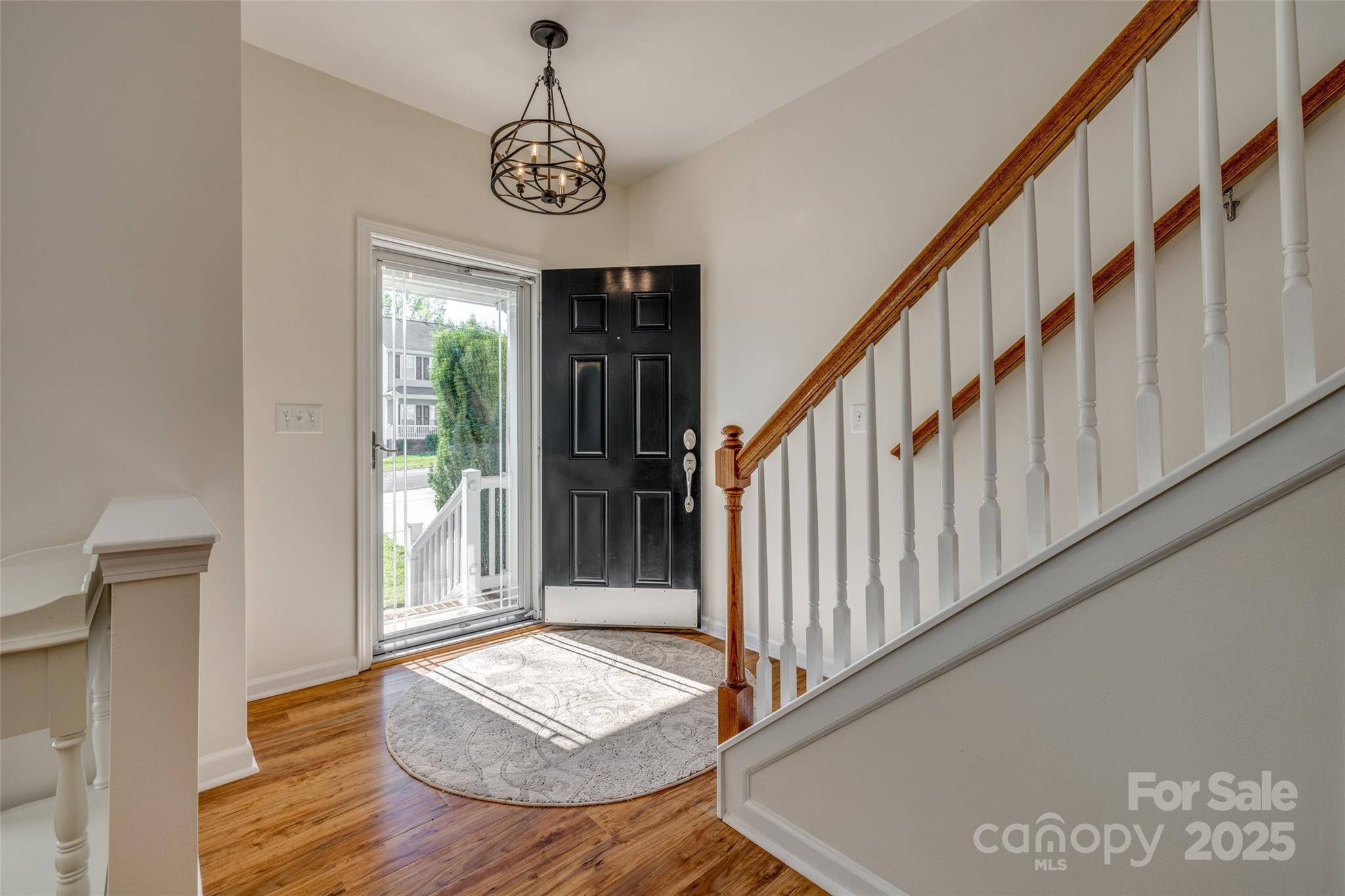 3040 Sunshower Heights