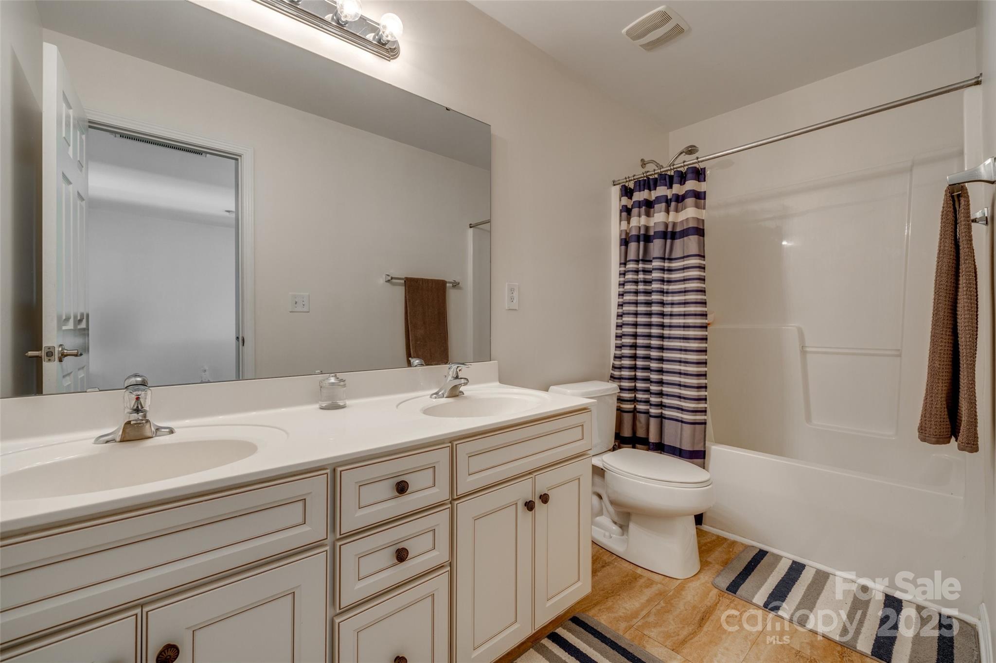 3040 Sunshower Heights