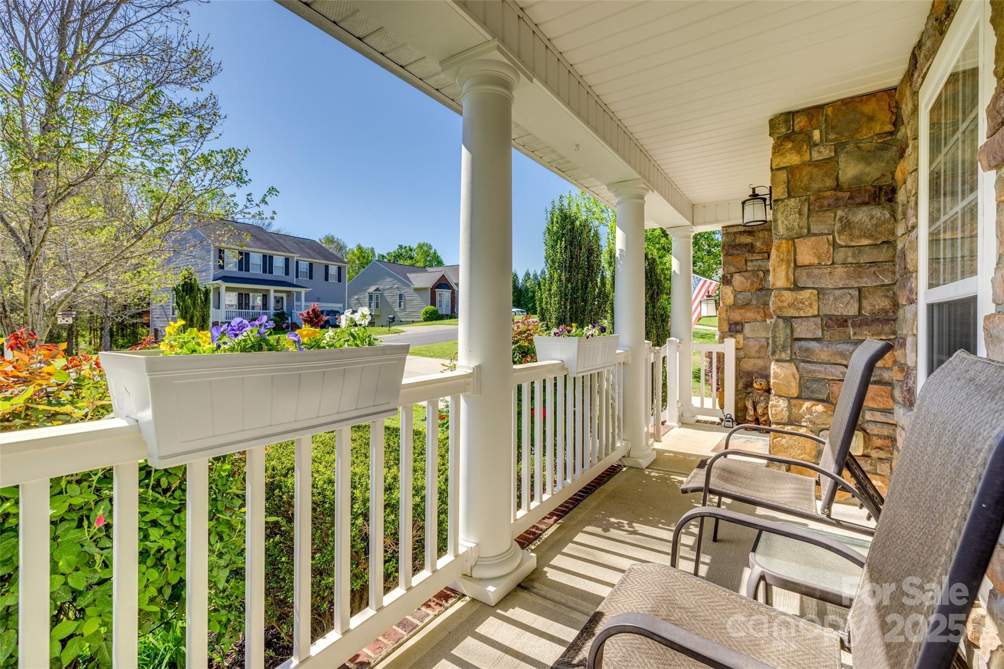3040 Sunshower Heights