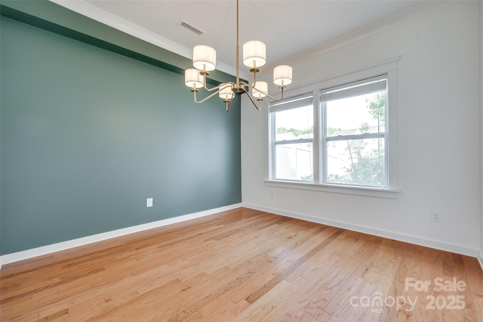 365 Battery Circle